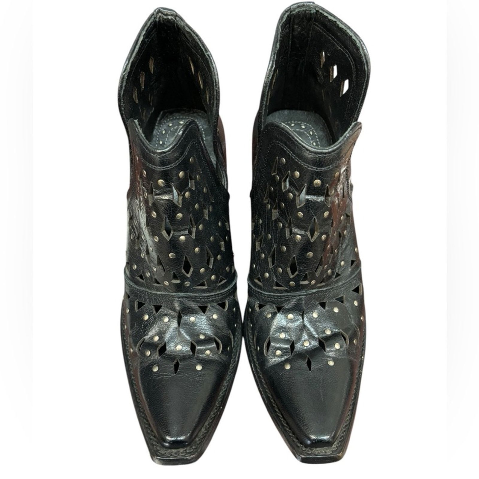 Ariat Ariat's women's black Dixon studded short Boots sz 8 Size US 8 / IT 38 - 2 Thumbnail