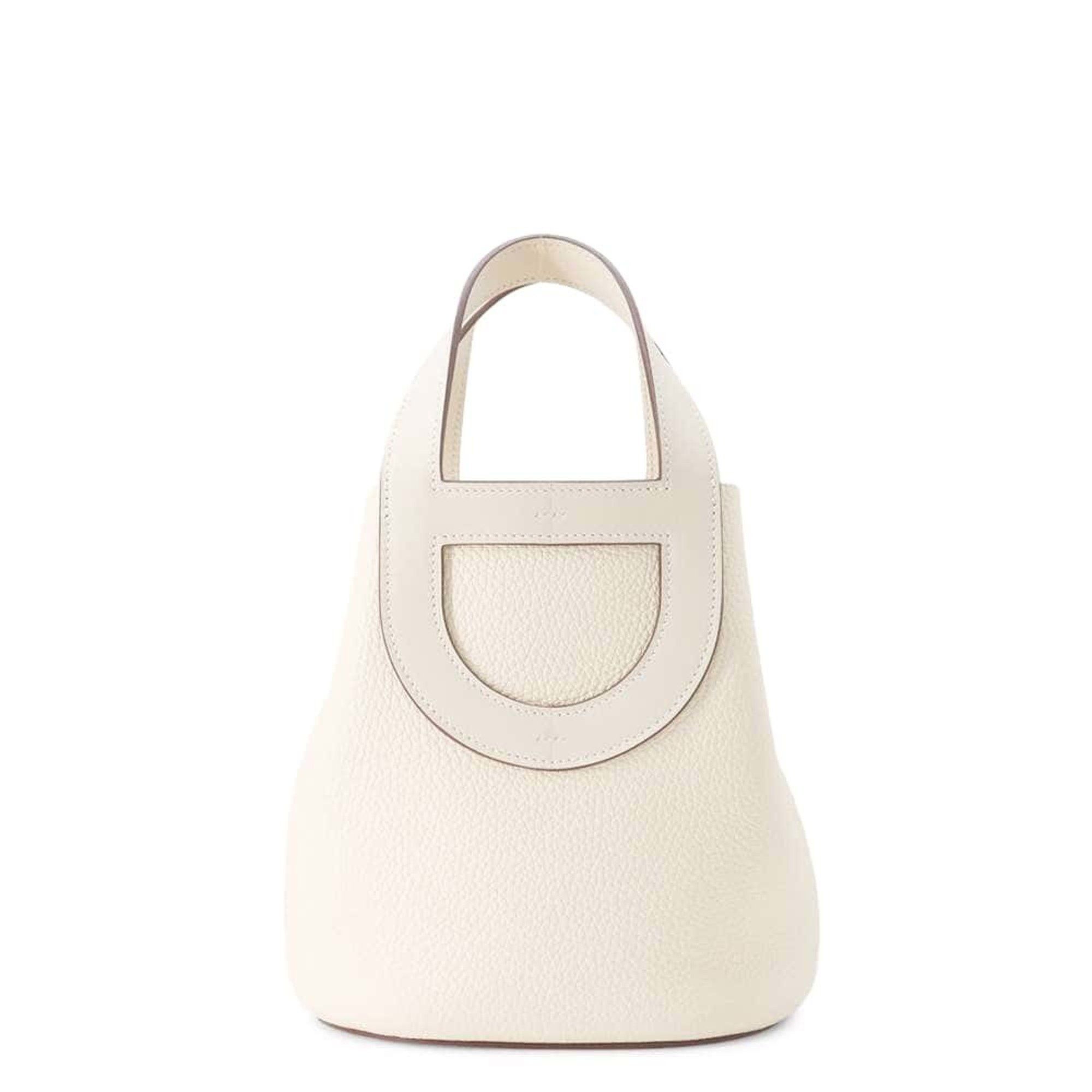 Hermes Tote Bag In The Loop 18 Nata Taurillon Clemence Swift B Stamp in Gold, Women's