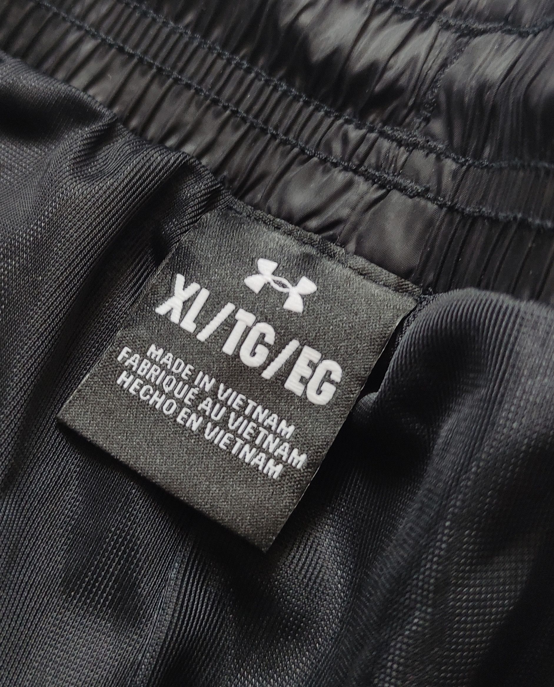 Under Armour Under Armour X Curry Woven Shorts BLACK SIZE XL 1383373 Size US 38 / EU 54 - 3 Thumbnail
