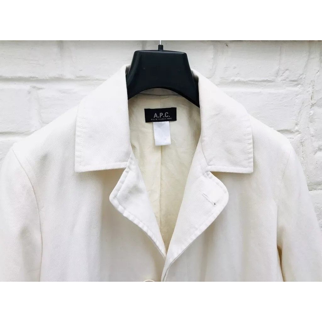 A.P.C. Women Ivory White Mackintosh Coat Size L / US 10 / IT 46 - 2 Thumbnail