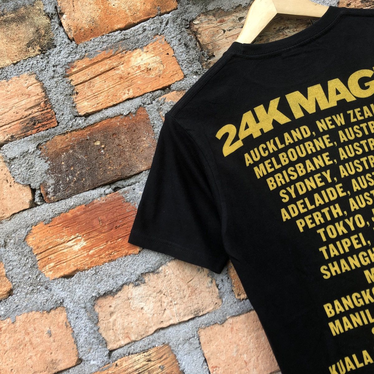 Other Bruno Mars 24k Magic World Tour Tshirt Size US S / EU 44-46 / 1 - 7 Thumbnail
