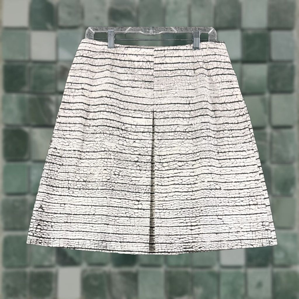 Tory Burch Tory Burch Palma Hand Skirt Womens Size 6 White Black Stripe A-Line Zip Up Size 28" / US 6 / IT 42 - 1 Thumbnail