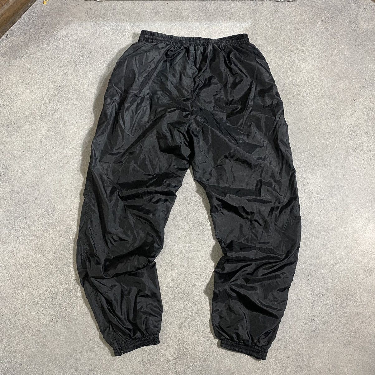 Nike Vintage Nike Track Pants Size US 34 / EU 50 - 11 Thumbnail