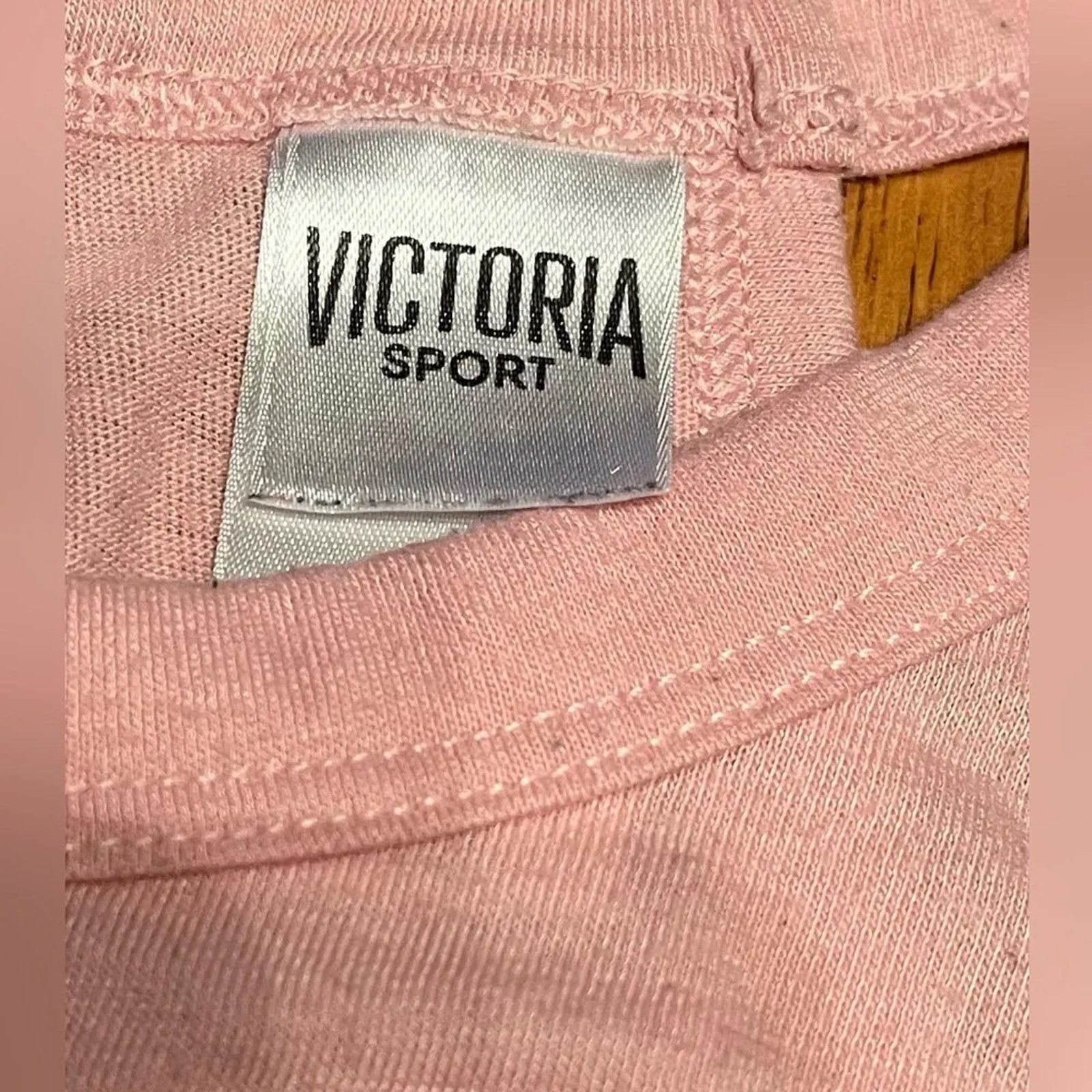 Victoria's Secret Victoria Sport T back tank top, size Medium. Size M / US 6-8 / IT 42-44 - 2 Thumbnail