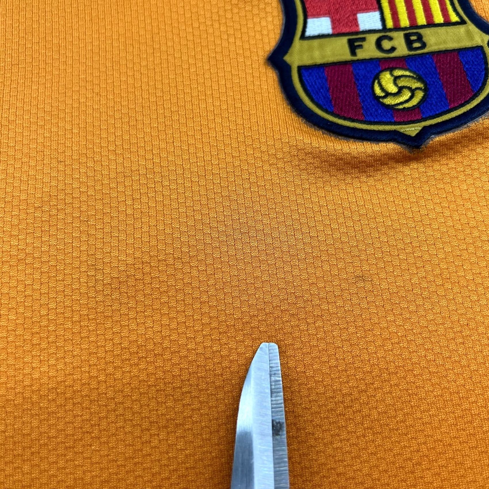 Nike VINTAGE Nike Barcelona 2006 2007 2008 Away Mens Football Jersey 2XL XXL Shirt Camiseta Orange Sports Nike Mens T-Shirt Size US XXL / EU 58 / 5 - 4 Thumbnail