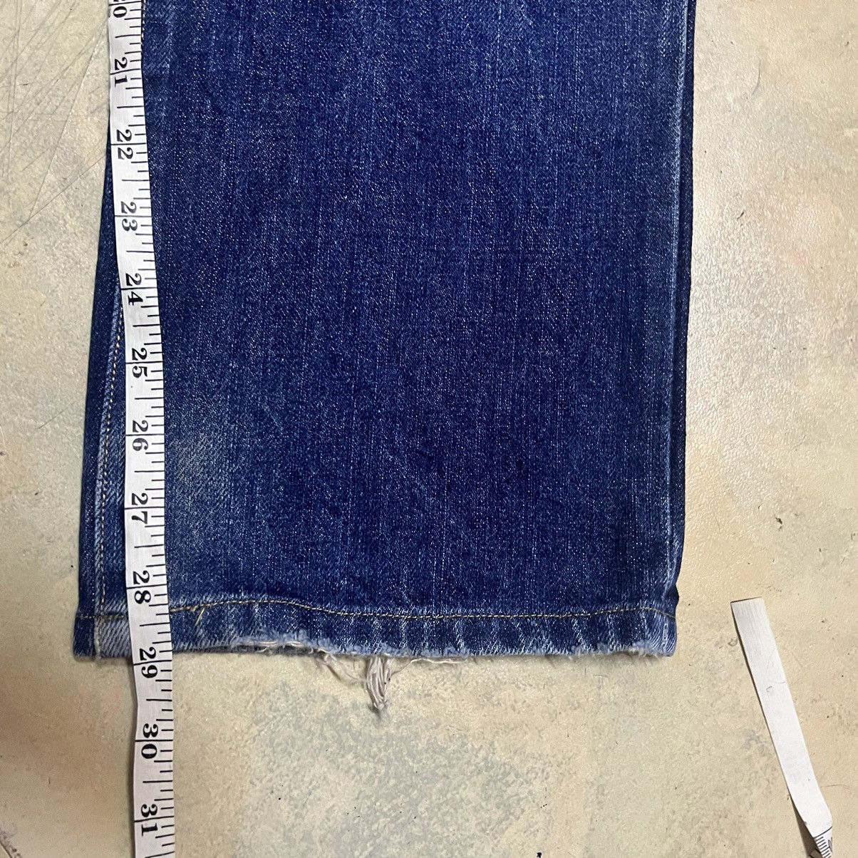 Japanese Brand Back Number Selvedge Distressed Design Denim Jeans Size US 33 - 17 Thumbnail