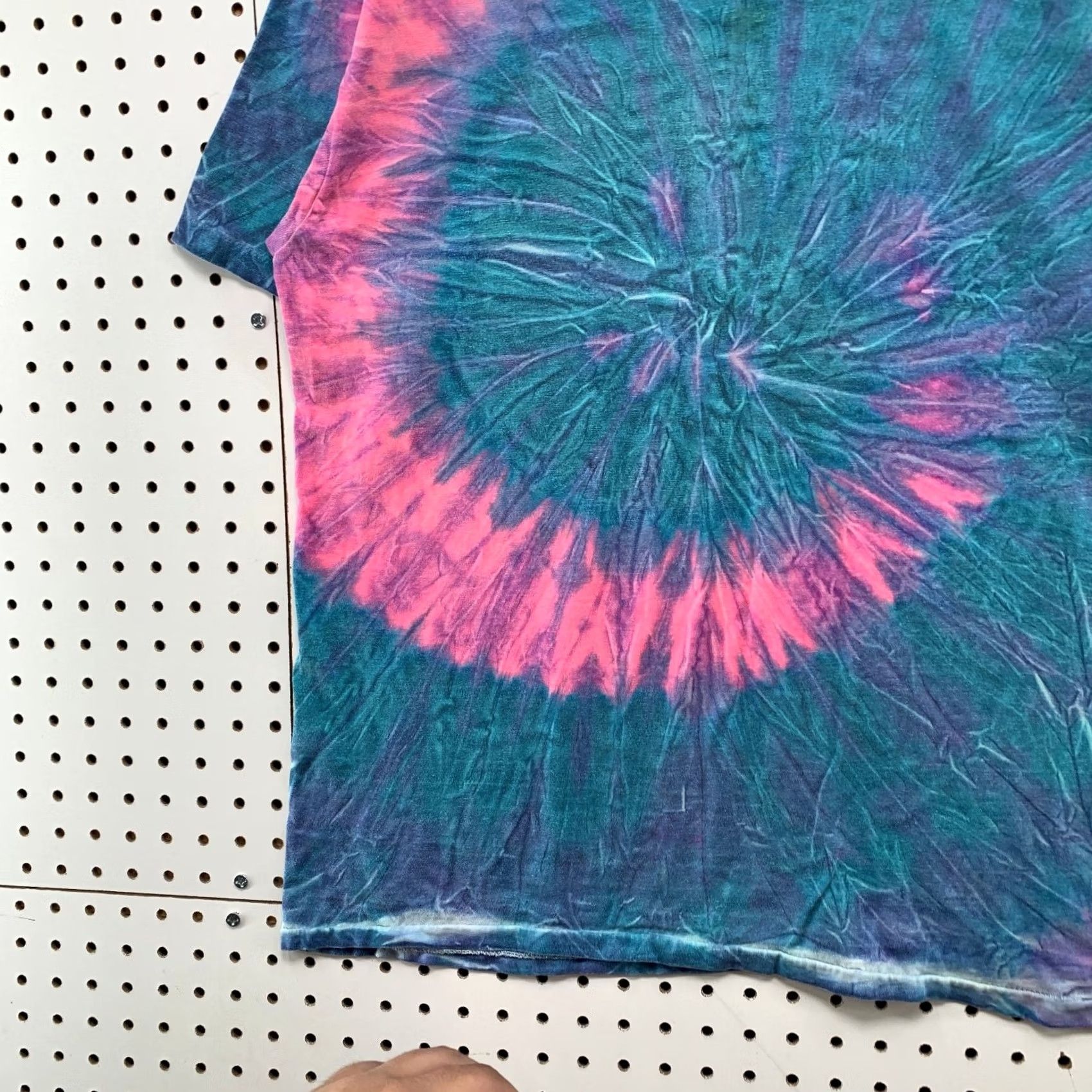 Hanes VINTAGE Hanes Shirt Mens XL Pink Blue Tie Dye Hippie 80s Swirl Made USA Size US XL / EU 56 / 4 - 5 Thumbnail