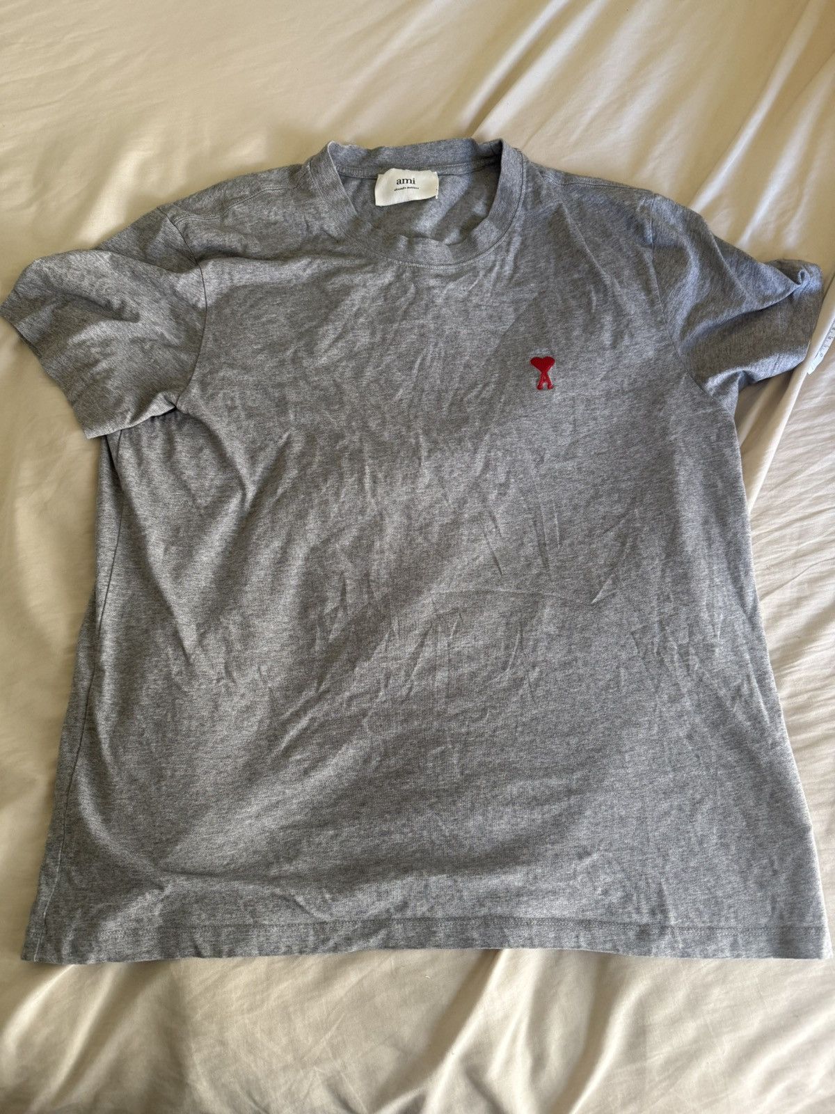AMI Classic AMI small red heart logo on grey Size US XL / EU 56 / 4 - 1 Thumbnail