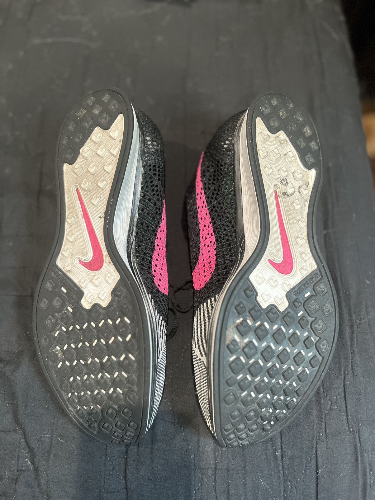 Nike 2016 Fly Knit Size US 11.5 / EU 44-45 - 5 Thumbnail