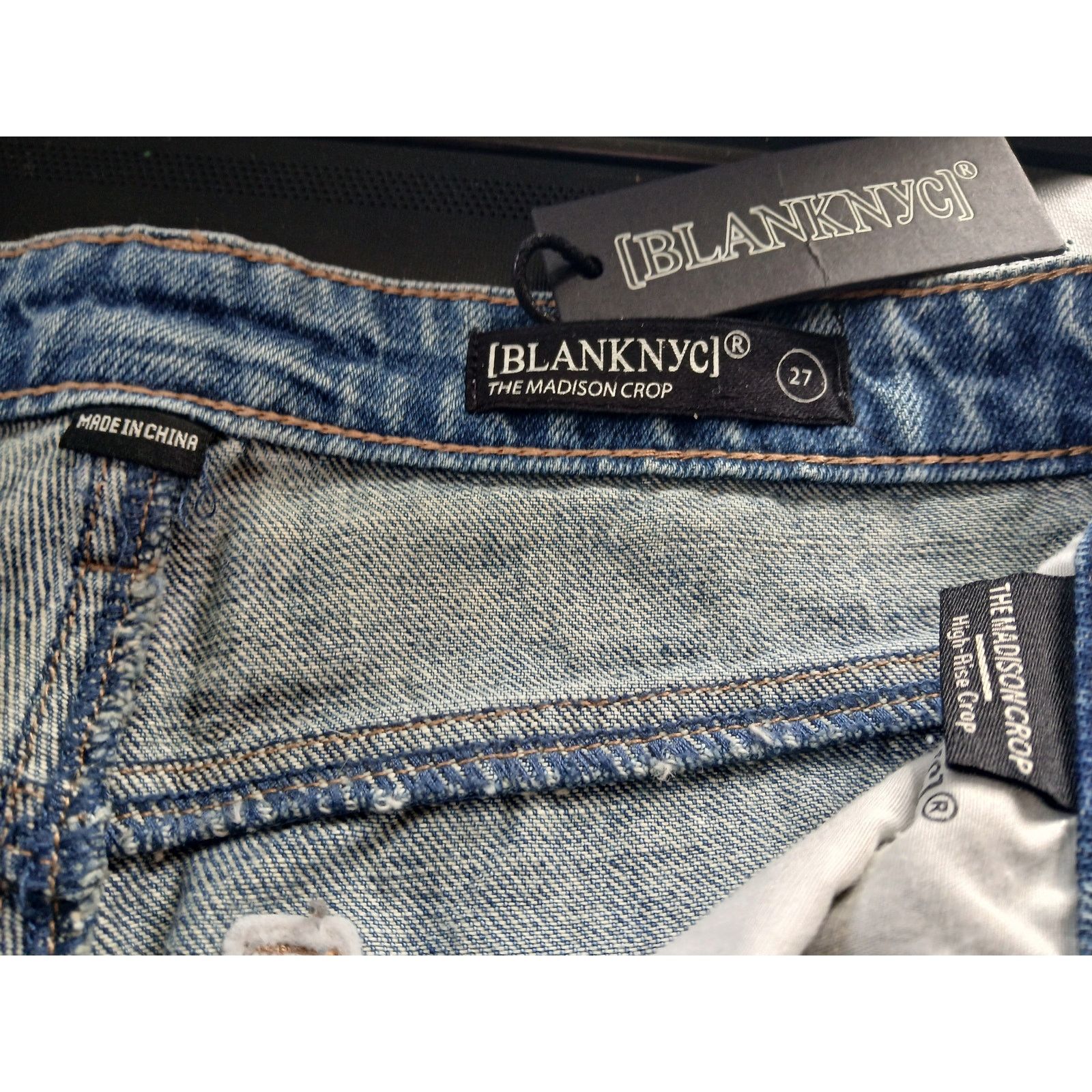 BLANKNYC NWT - Blank NYC Madison Crop High Rise Distress Jeans 27 Size 27" / US 4 / IT 40 - 2 Thumbnail