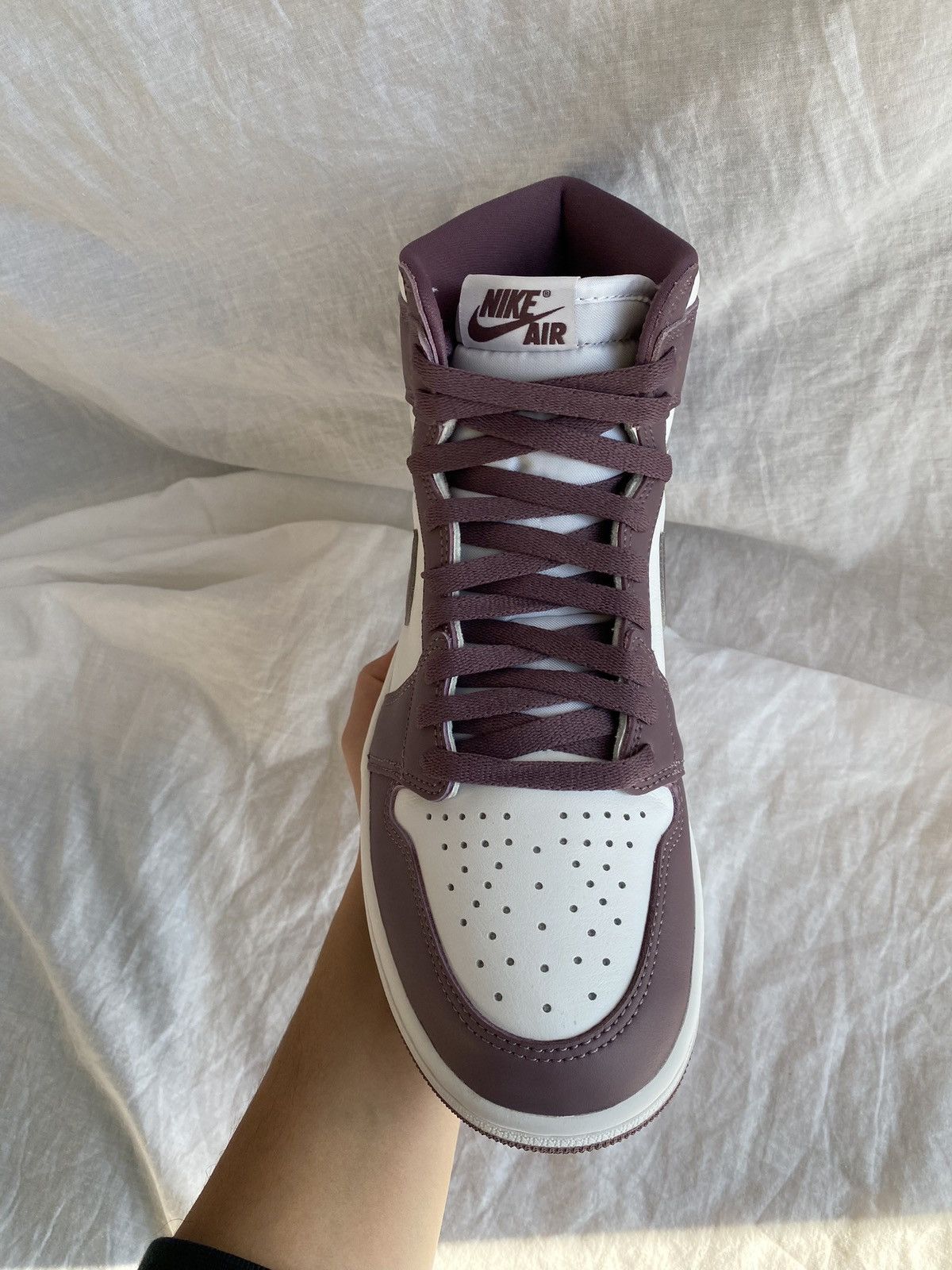 The North Face Nike Air Jordan One Mauve White Size US 10 / EU 43 - 4 Thumbnail