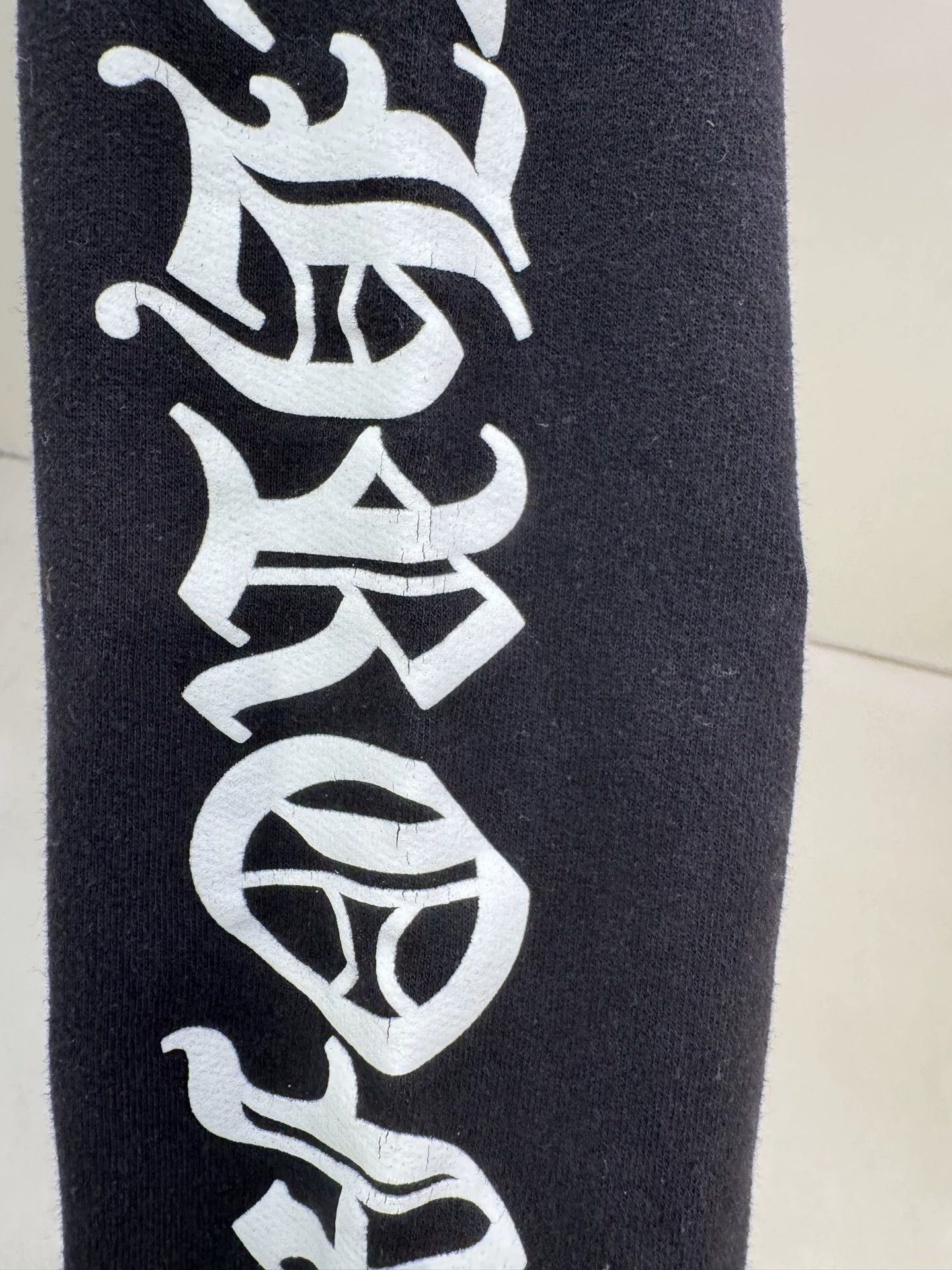 Chrome Hearts Used Chrome Hearts Black Cross 2 Arm Print Sweatshirt XS Size XS / US 0-2 / IT 36-38 - 7 Thumbnail