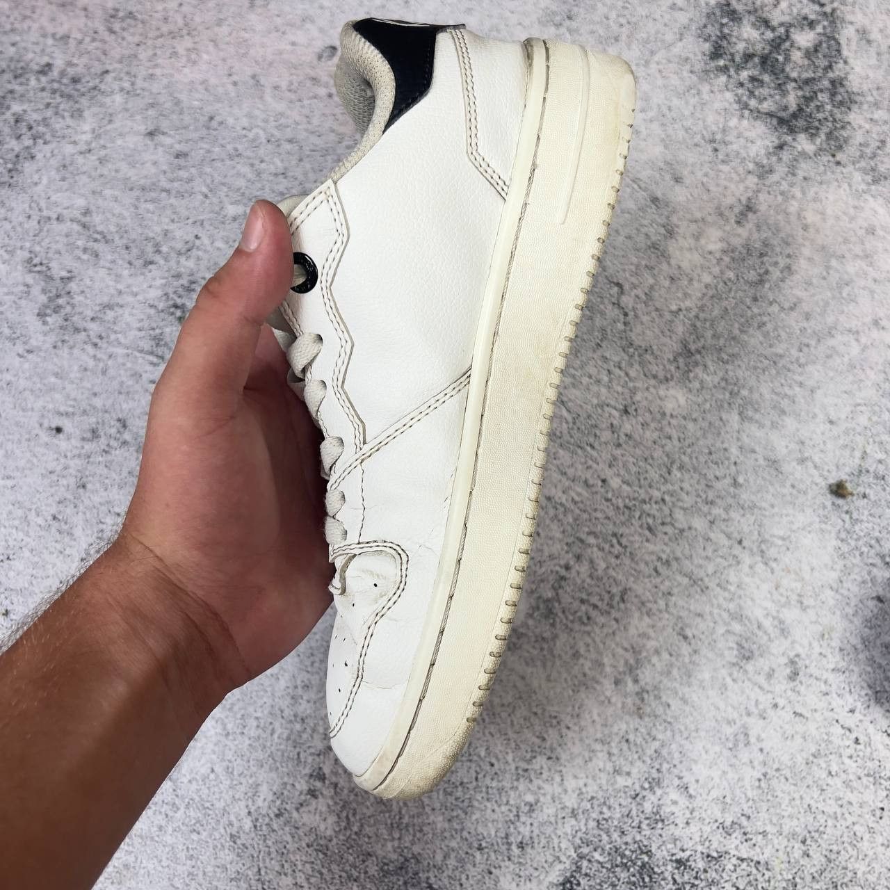 Karl Kani Karl Kani Shoes Unisex Size EUR 37.5 White` Size US 7 / IT 37 - 7 Thumbnail