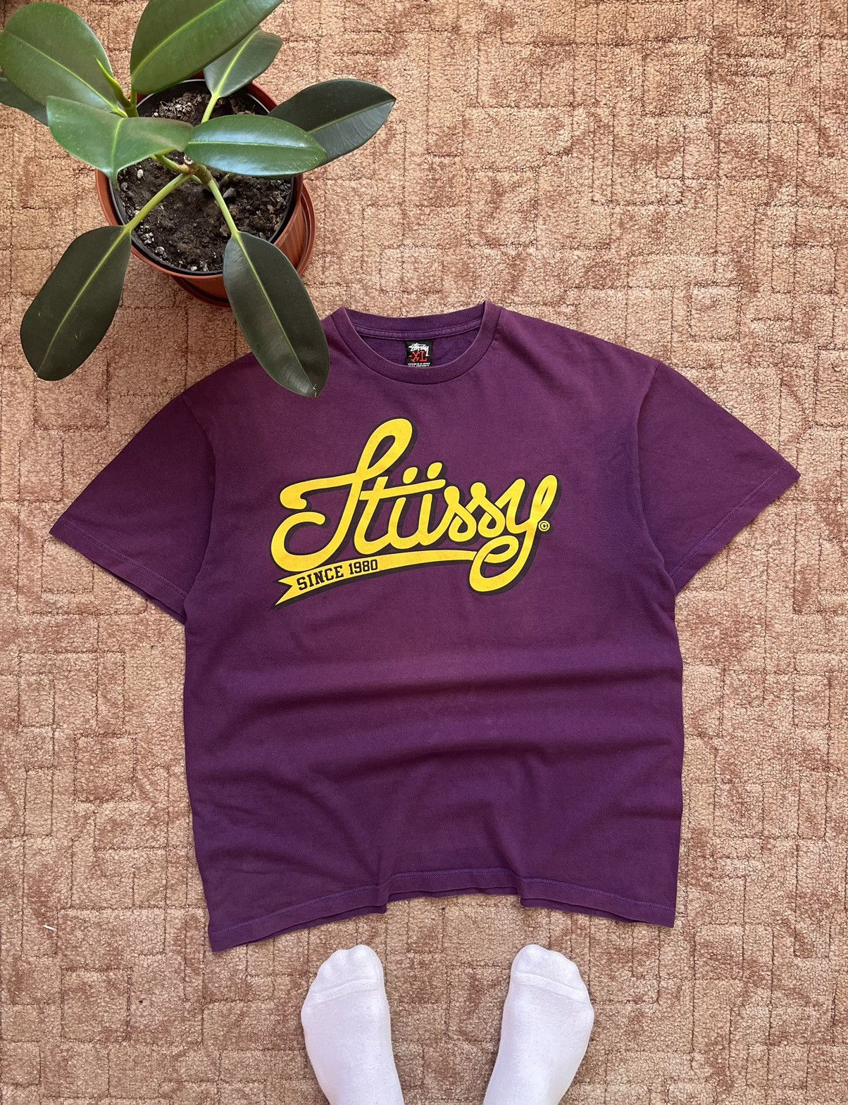 Vintage Stussy Streetwear 2000's Streetwear Big Logo Tee