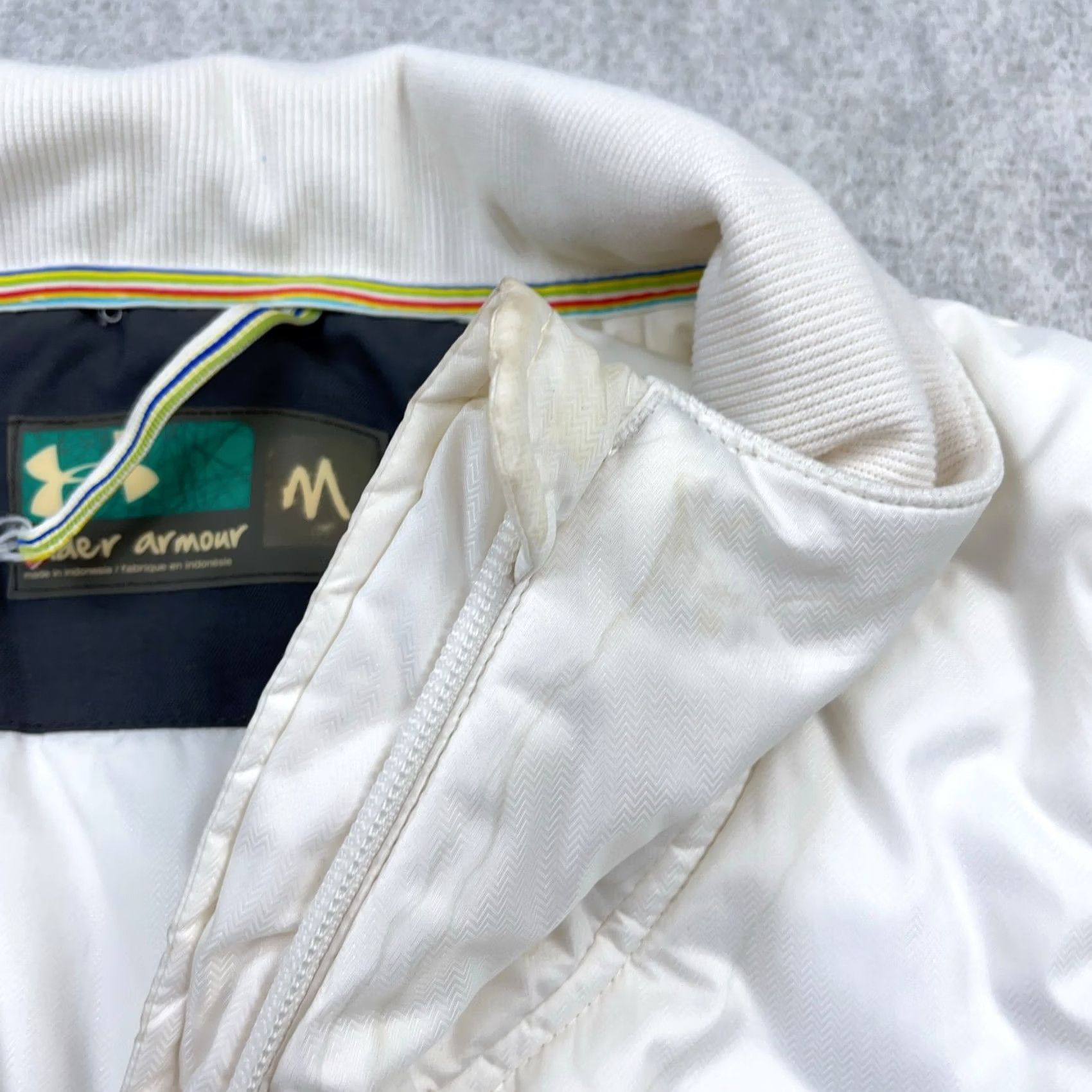 Under Armour Under Armour Puffer Jacket Women M White Convertible Vest Sleeveless Zip Full Zip Packable Embroidered Logo 90s Outdoor Classic Mens Womens Girls Size M / US 6-8 / IT 42-44 - 7 Thumbnail