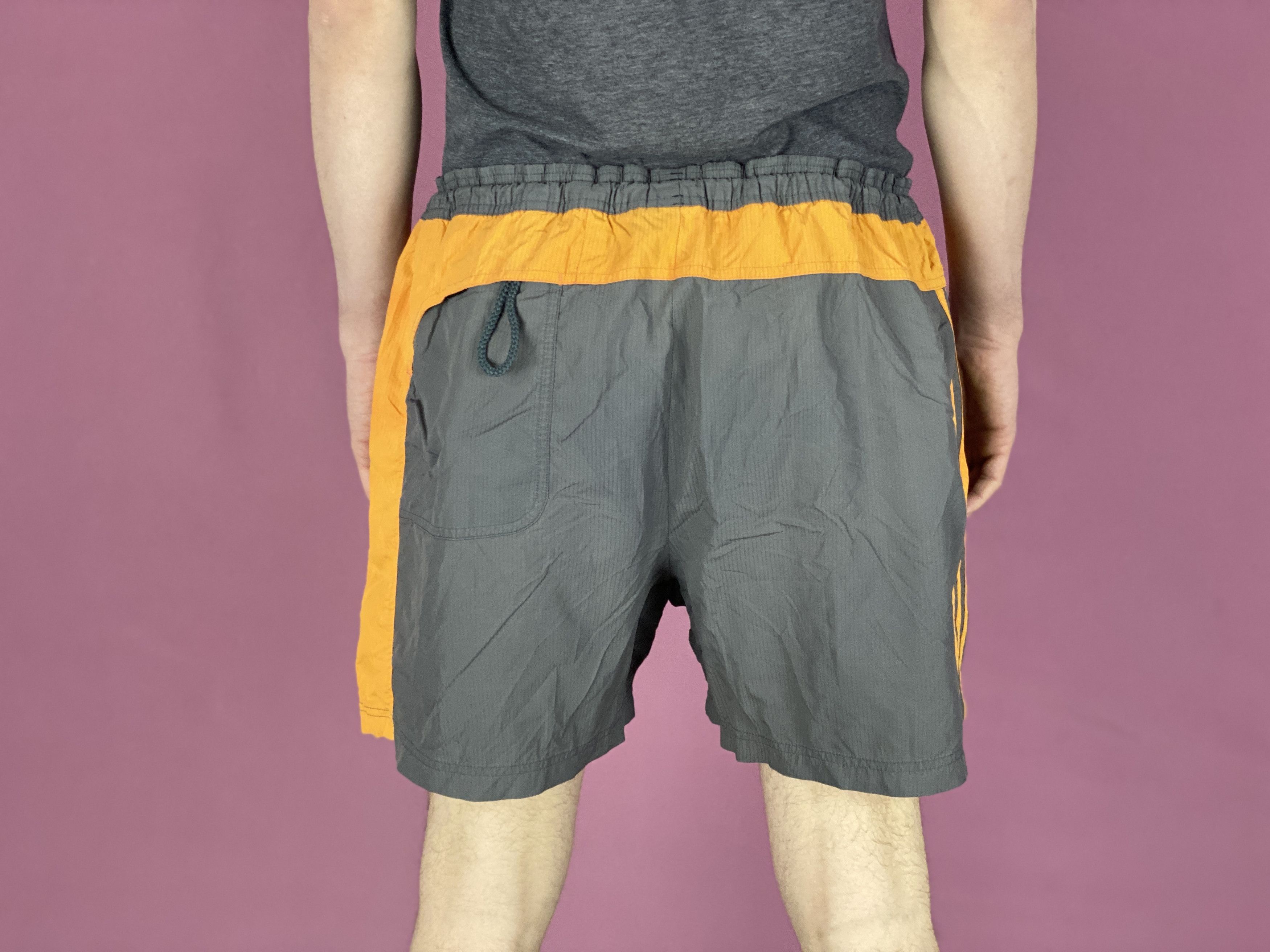 Adidas × Vintage Adidas Vintage Men's Sport Shorts - M Size US 34 / EU 50 - 3 Thumbnail