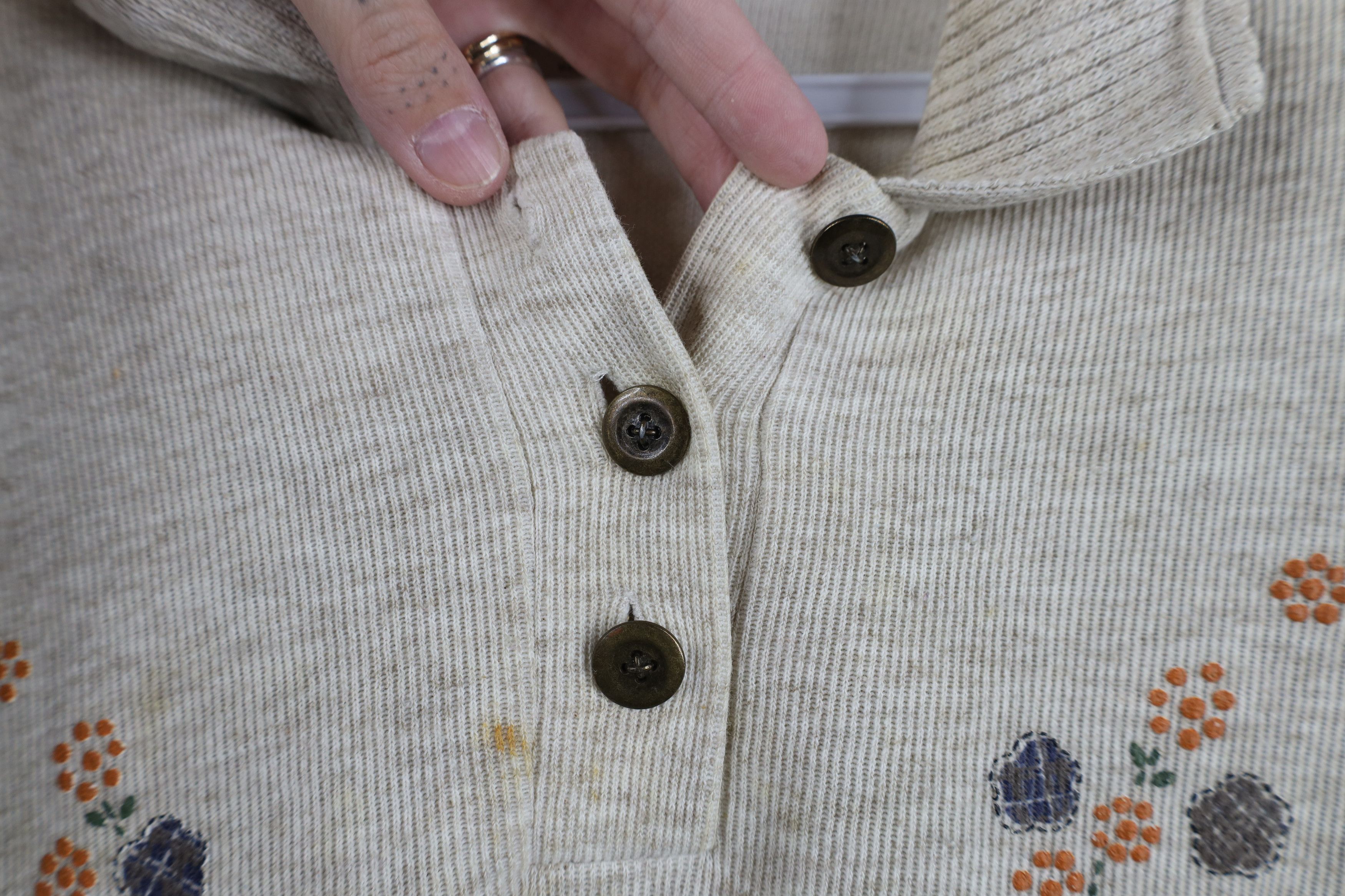 Vintage Vintage 90s Streetwear Dog Flower Ribbed Knit Polo Size L / US 10 / IT 46 - 4 Thumbnail