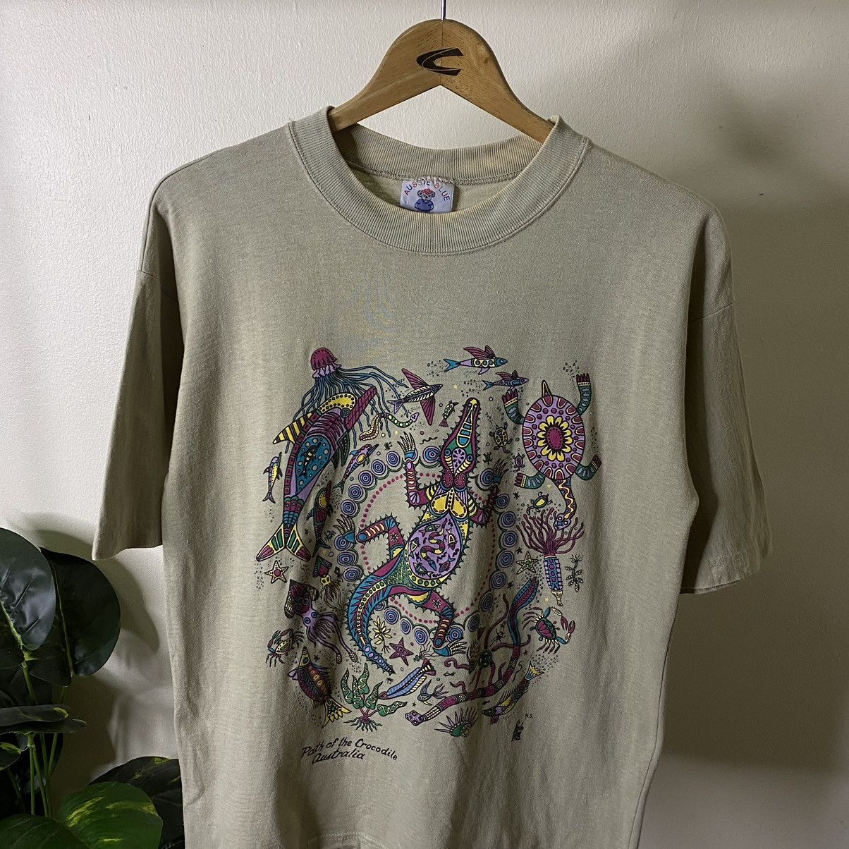 Vintage Vintage 1990s Path Of The Crocodiles Art Tee Size US M / EU 48-50 / 2 - 2 Thumbnail