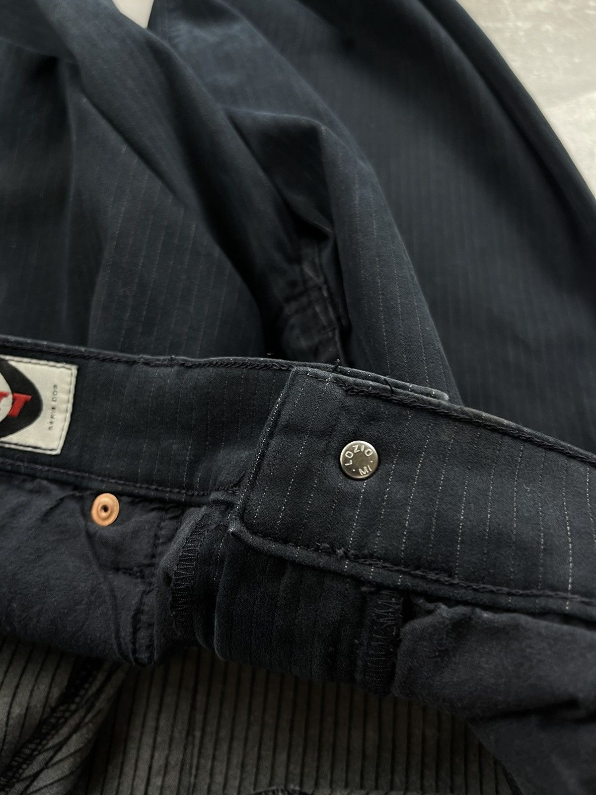 Armani × Vintage Armani Jeans Vintage Corduroy Pants Pinstripe Navy Blue Size US 38 / EU 54 - 13 Thumbnail