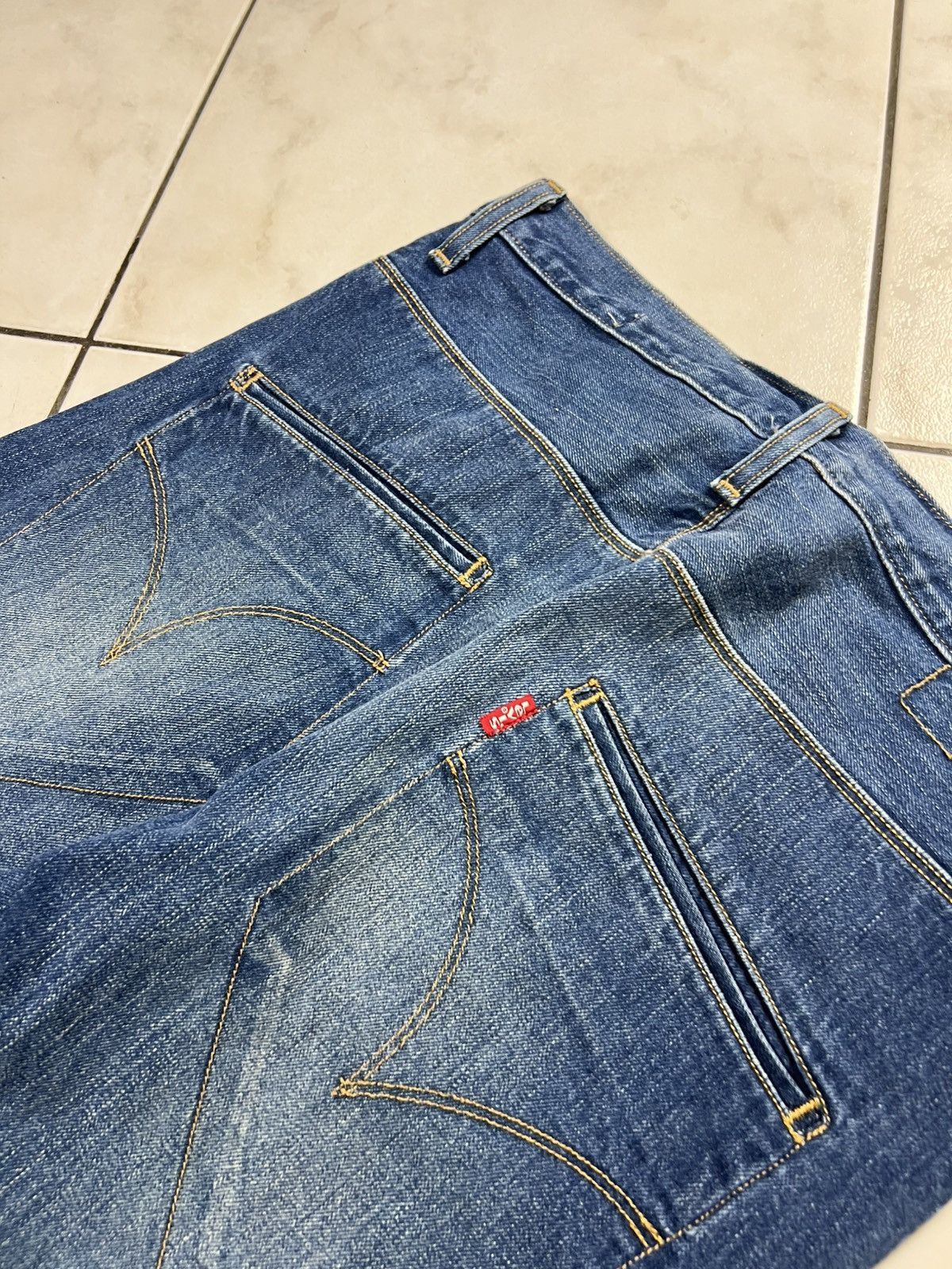 Levi's Vintage Levi’s engineered jeans asymmetrical y2k baggy pants Size US 28 / EU 44 - 16 Thumbnail