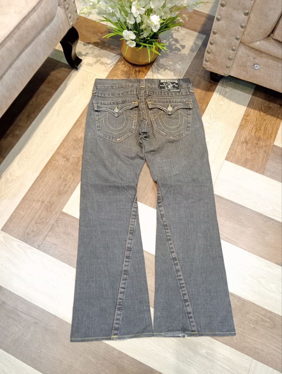 True Religion TRUE RELIGION JOEY FLARED DENIM JEANS - SIZE 29 Size US 29 - 11 Thumbnail