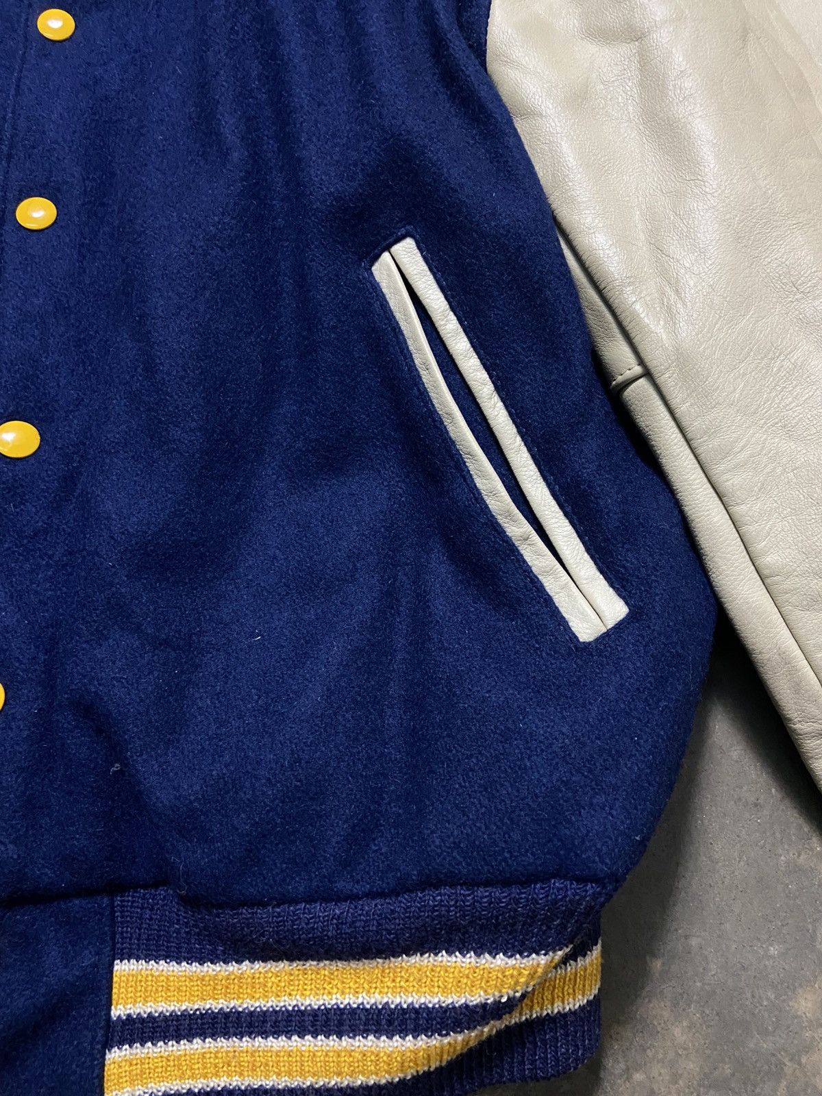 Golden Bear Vintage 90s Golden Bear Wool-Leather Varsity Jacket Size US L / EU 52-54 / 3 - 10 Thumbnail