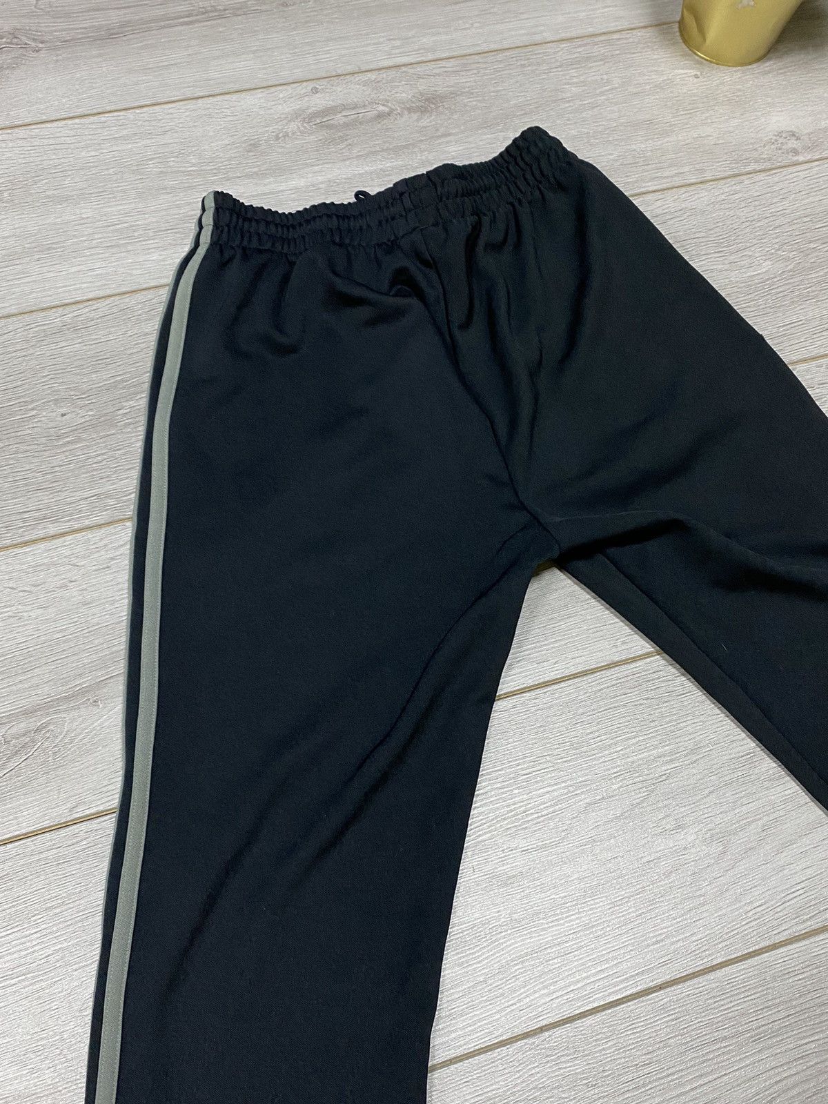 Adidas × Kanye West Adidas Calabasas vintage three stripes pants Size US 30 / EU 46 - 7 Thumbnail