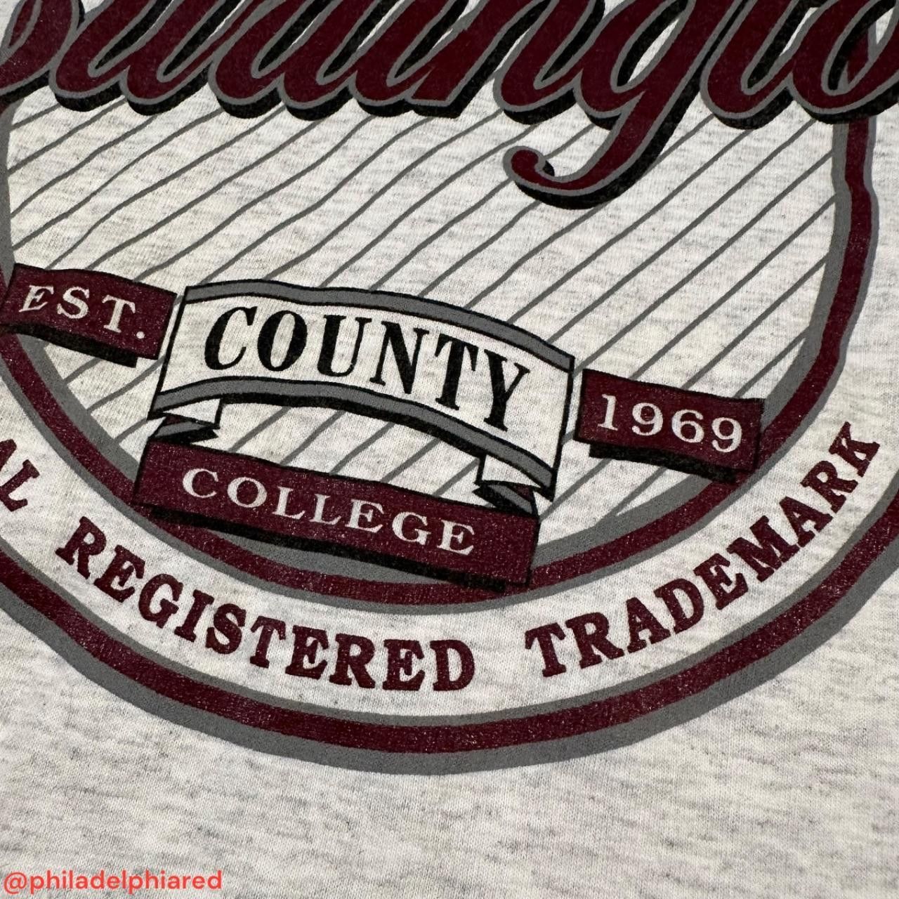 Designer Vintage 1990s Burlington County College t-shirt mens XL Size US XL / EU 56 / 4 - 3 Thumbnail