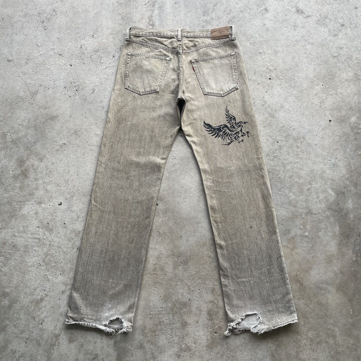 Japanese Brand Vintage Japan Distressed Eagle Logo Faded Jeans Denim Pants Size US 32 / EU 48 - 1 Thumbnail