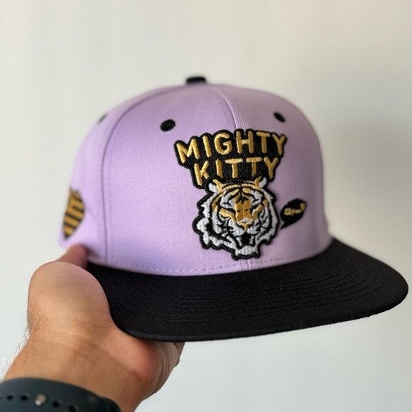 Other NEW MIGHTY KITTY LAVENDER/BLACK FLAT BILL SNAPBACK Size ONE SIZE - 1 Thumbnail