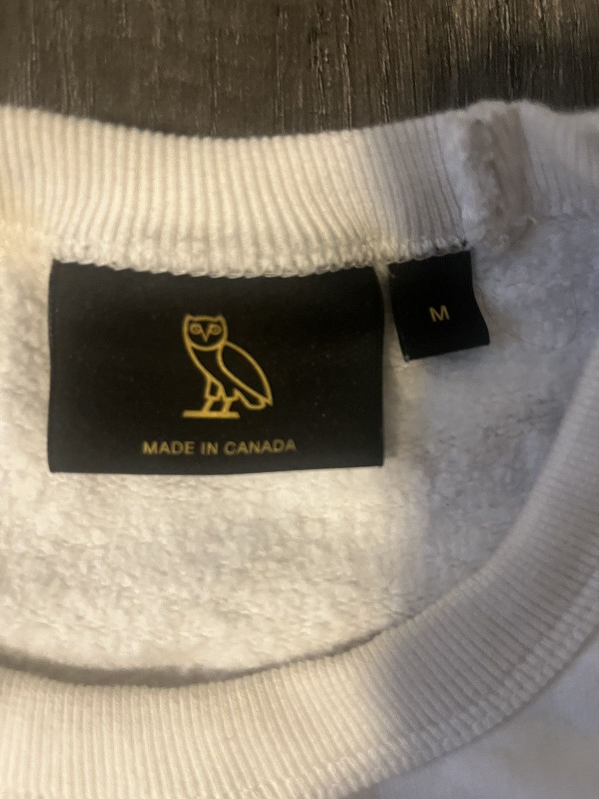 Drake OVO OG Owl Crewneck SS23 White/Gold Size US M / EU 48-50 / 2 - 4 Thumbnail