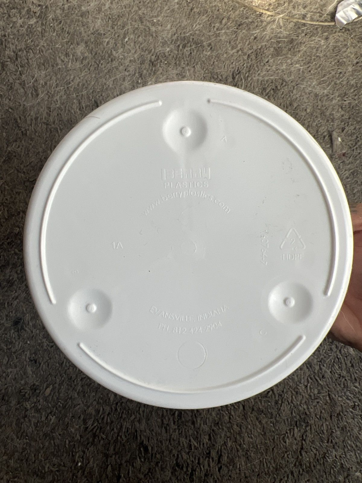 Hypebeast 2025 McDonald’s Ghost Boo Bucket Size ONE SIZE - 6 Thumbnail