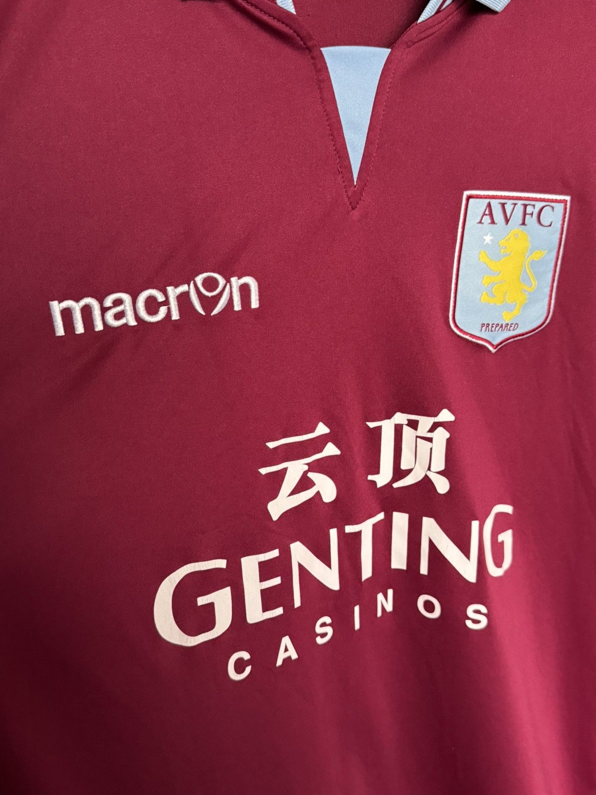 Macron Aston Villa 12/13 Home Football Jersey Size US L / EU 52-54 / 3 - 3 Thumbnail