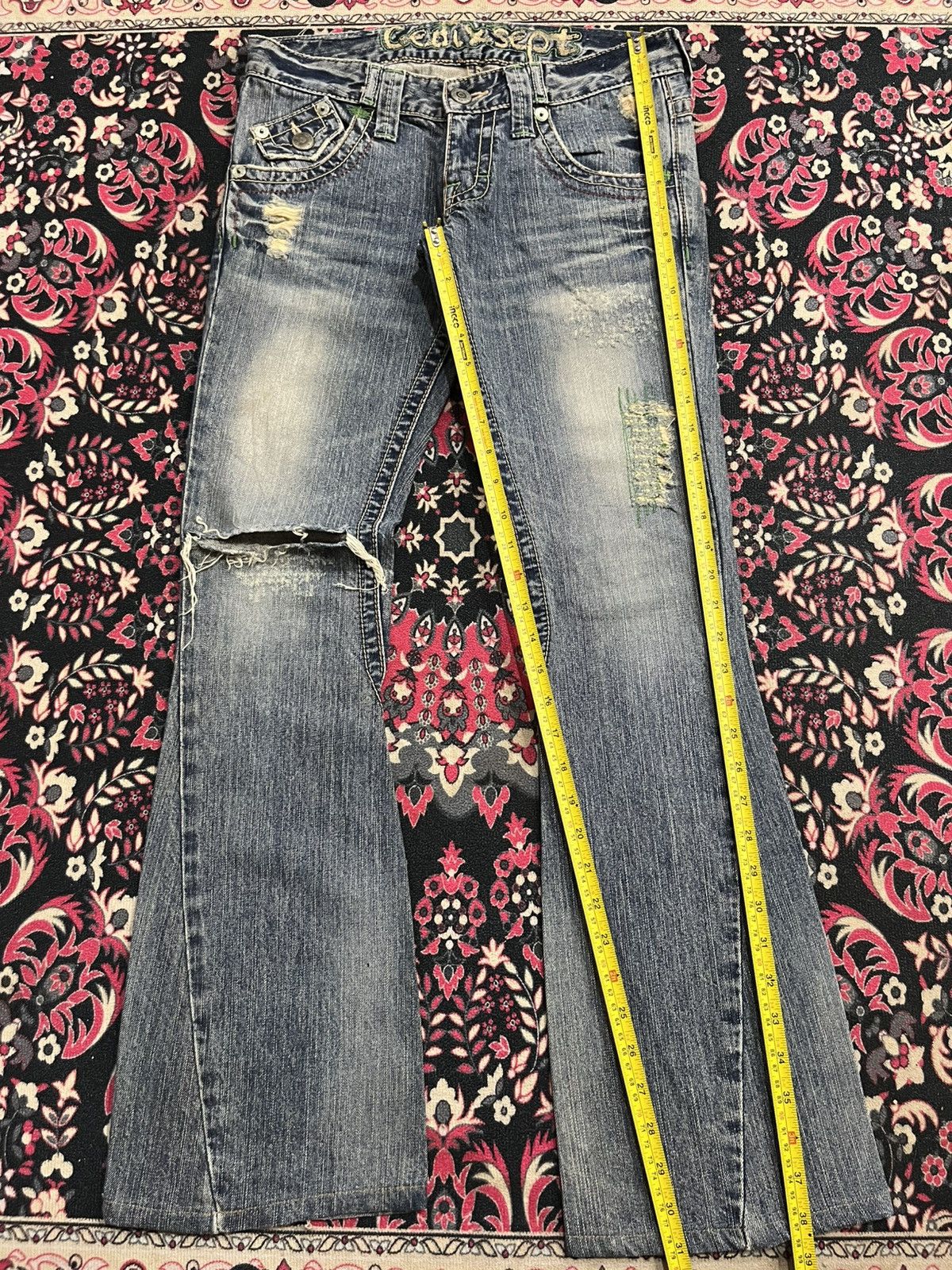 If Six Was Nine C Seventeen Cedi Sept Embroidery Pocket Distress Flare Jean Size 29" - 11 Thumbnail