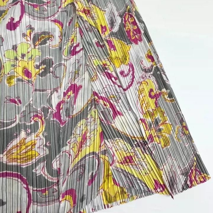 Issey Miyake issey miyake size:3 Floral pleated skirt Size 42" / US 20 - 7 Thumbnail