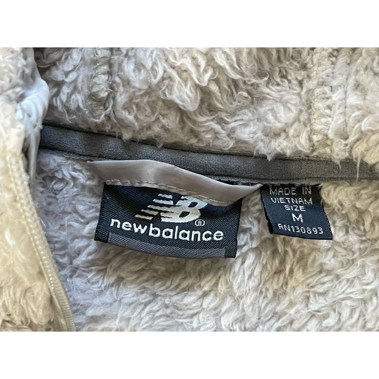 New Balance New Balance Fleece Teddy Jacket Womens Sz M Full Zip Size M / US 6-8 / IT 42-44 - 4 Thumbnail