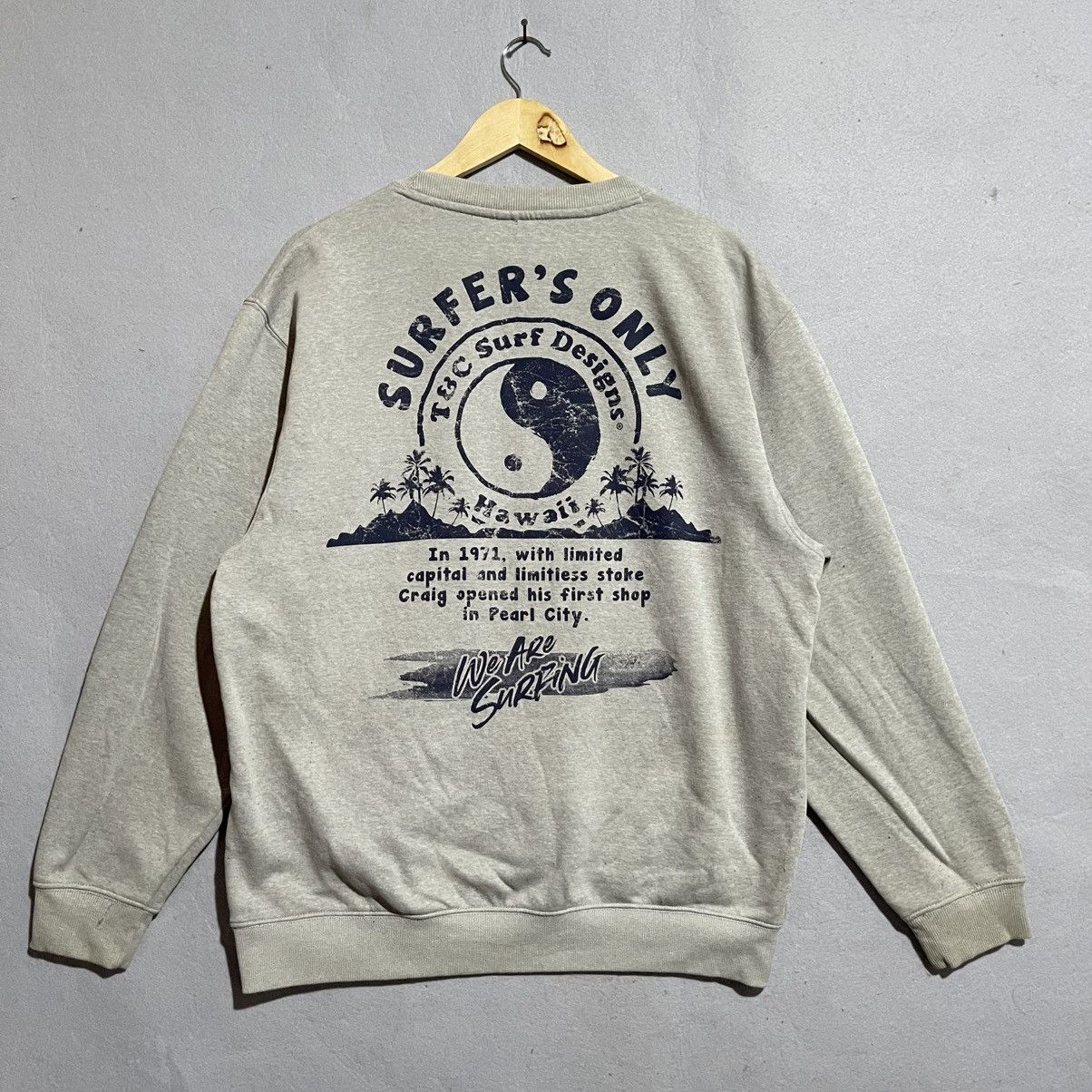 Vintage Y2K T&C Surf Designs “We Are Surfing” Crewneck Sweatshirt Size US XL / EU 56 / 4 - 1 Thumbnail