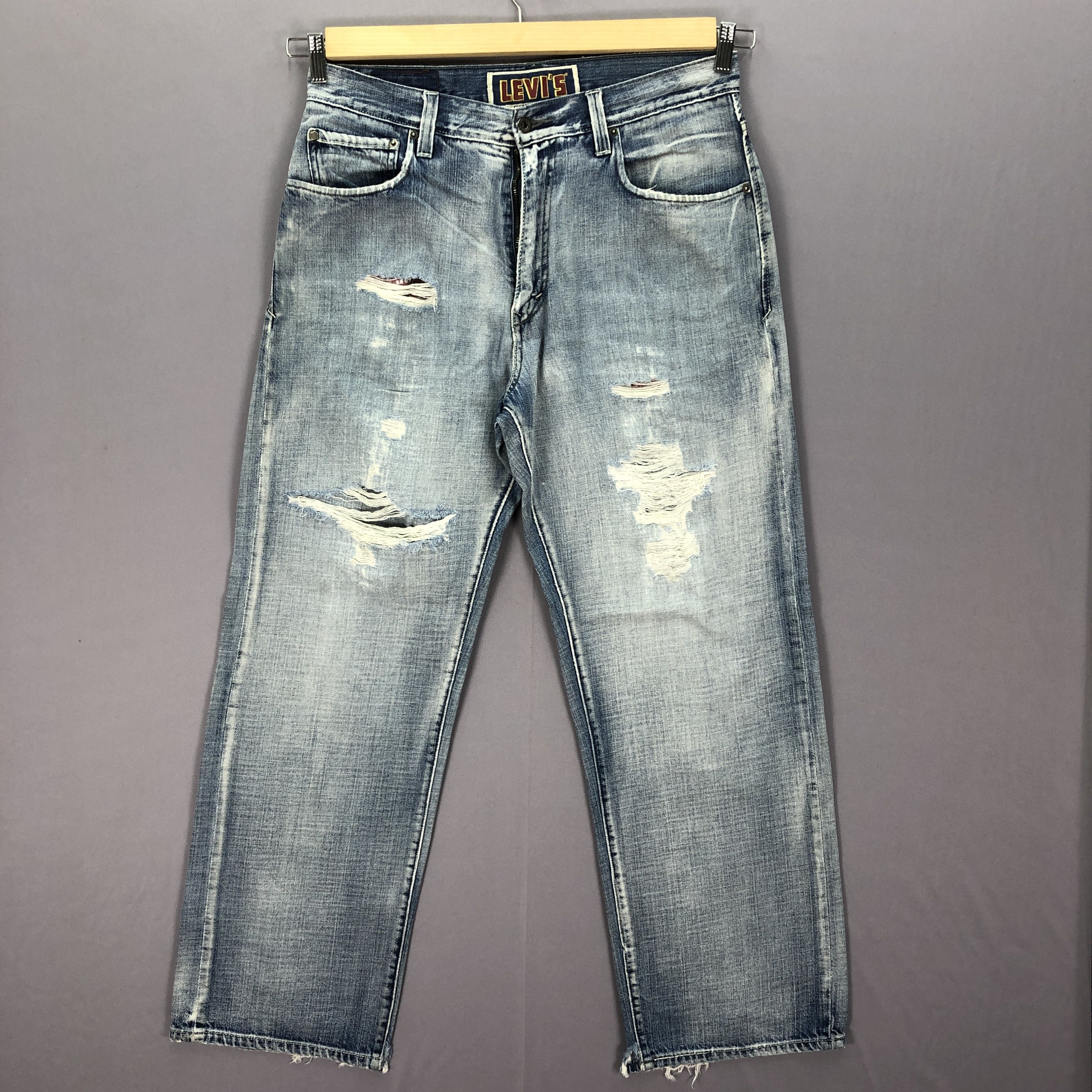Jean Vintage Distressed Levis Baggy Jeans Levi's 569 Faded Denim Size US 32 / EU 48 - 1 Thumbnail