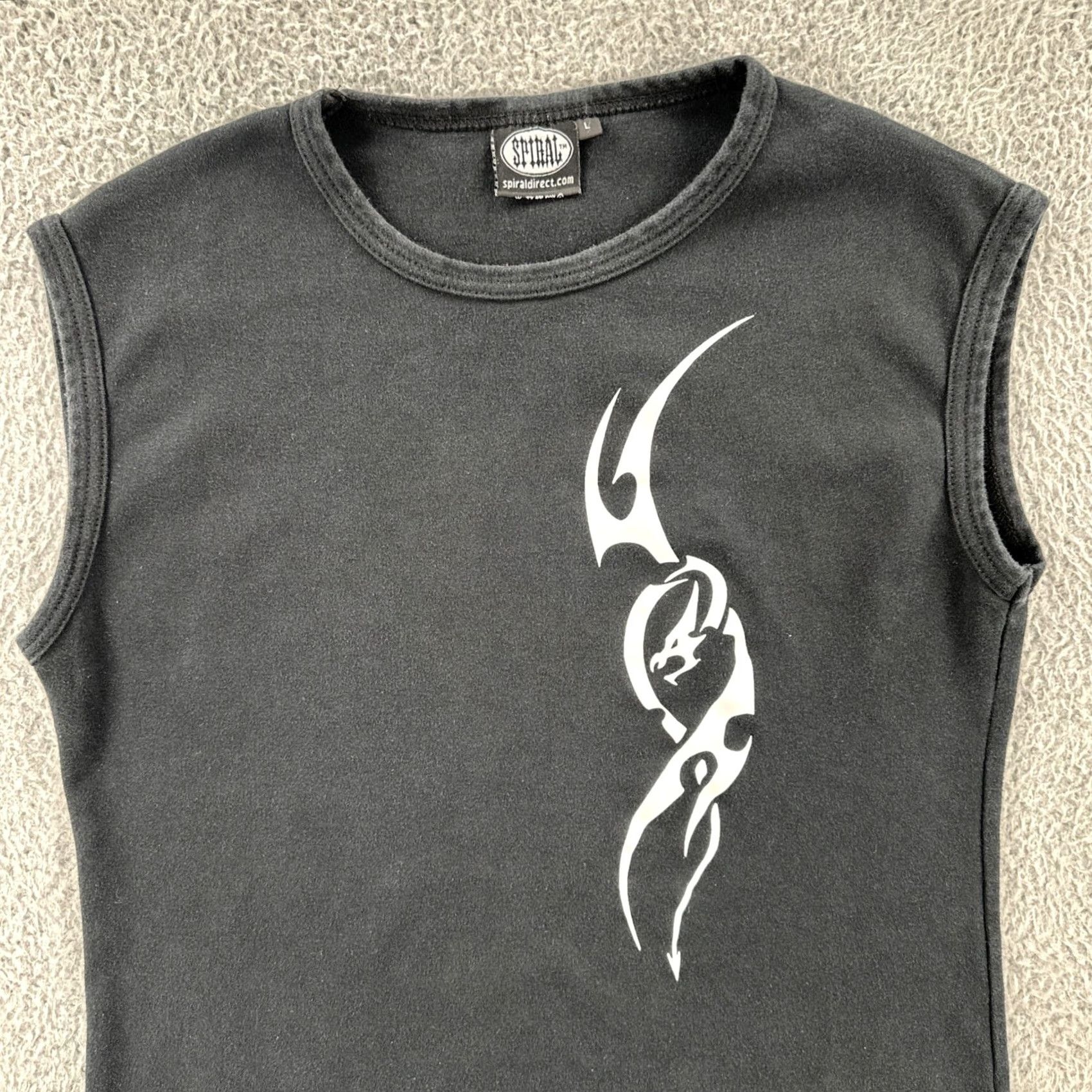 Vintage VINTAGE Spiral Direct Women’s Shirt Sleeveless Black L Crew Neck Tribal Art Y2K Tee Size L / US 10 / IT 46 - 5 Thumbnail