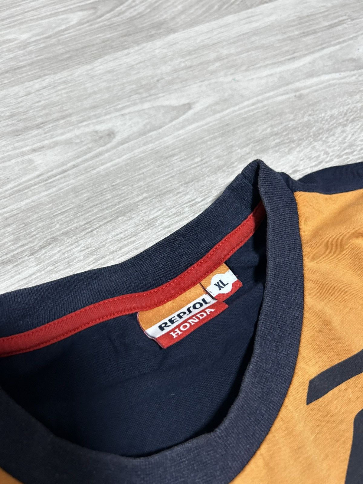 Honda Vintage Honda Repsol Jersey Moto GP T-shirt 99# Size US XL / EU 56 / 4 - 4 Thumbnail