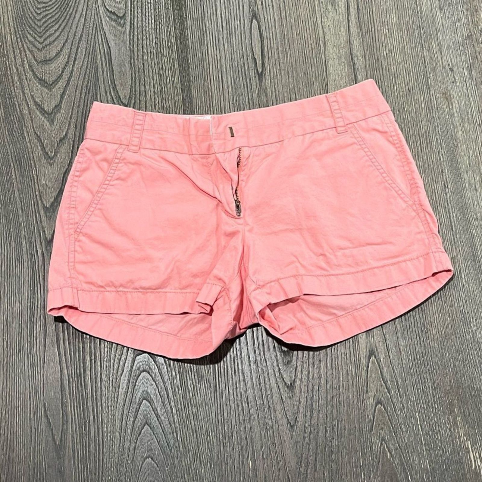 Vintage J. Crew Chino Broken-In Shorts Flat Front Cotton Pink Size 2 Size 26" / US 2 / IT 38 - 1 Thumbnail