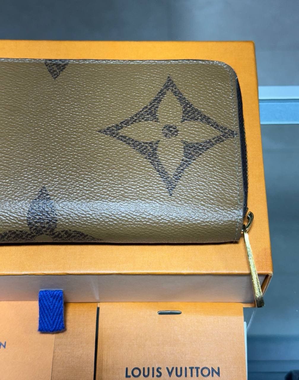 Louis Vuitton Authentic Louis Vuitton Zippy Wallet Giant Monogram M69353 Size ONE SIZE - 4 Thumbnail