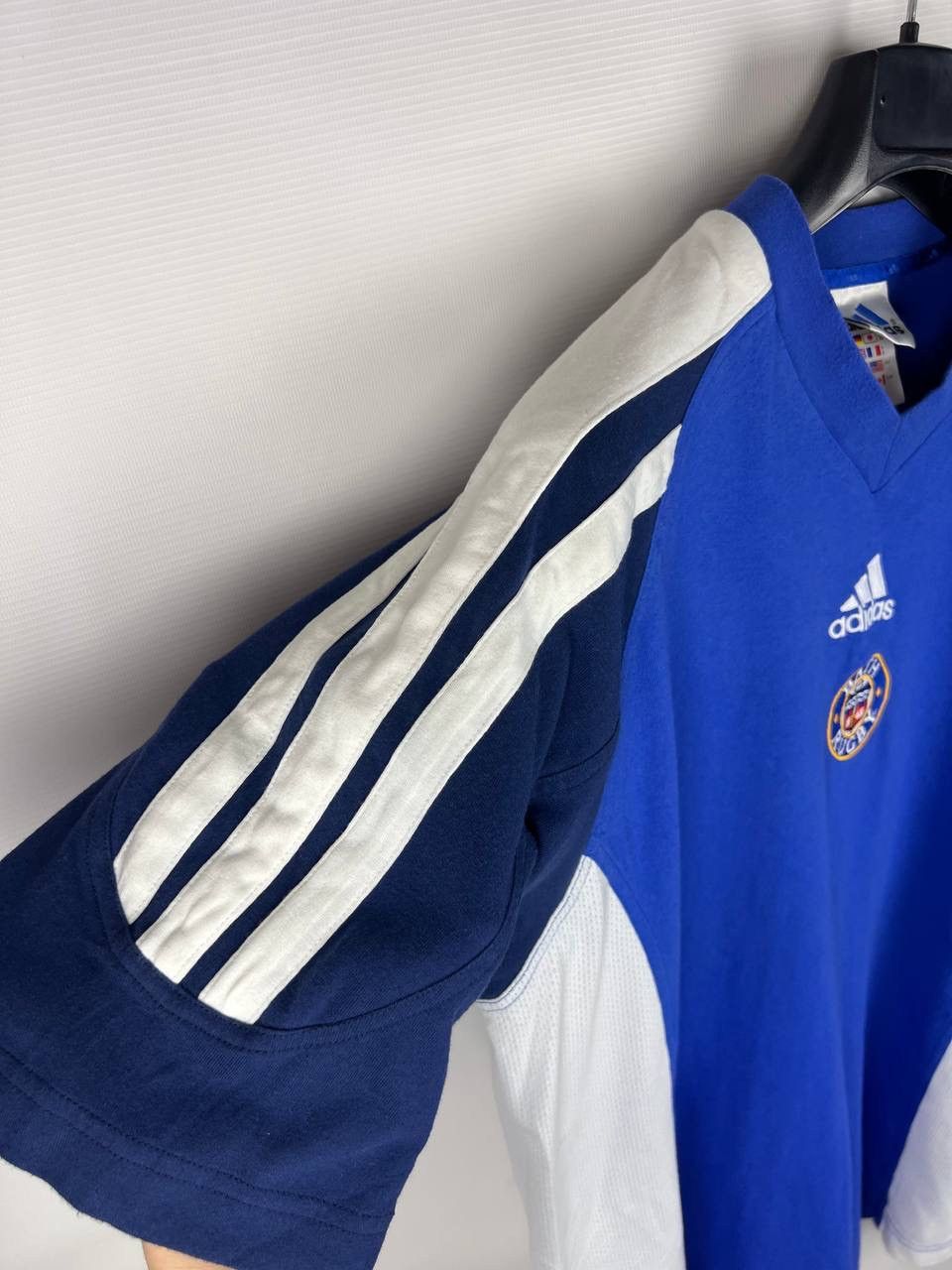 Adidas Burg Rugby Adidas 2001 vintage t-shirts size M Size US M / EU 48-50 / 2 - 7 Thumbnail