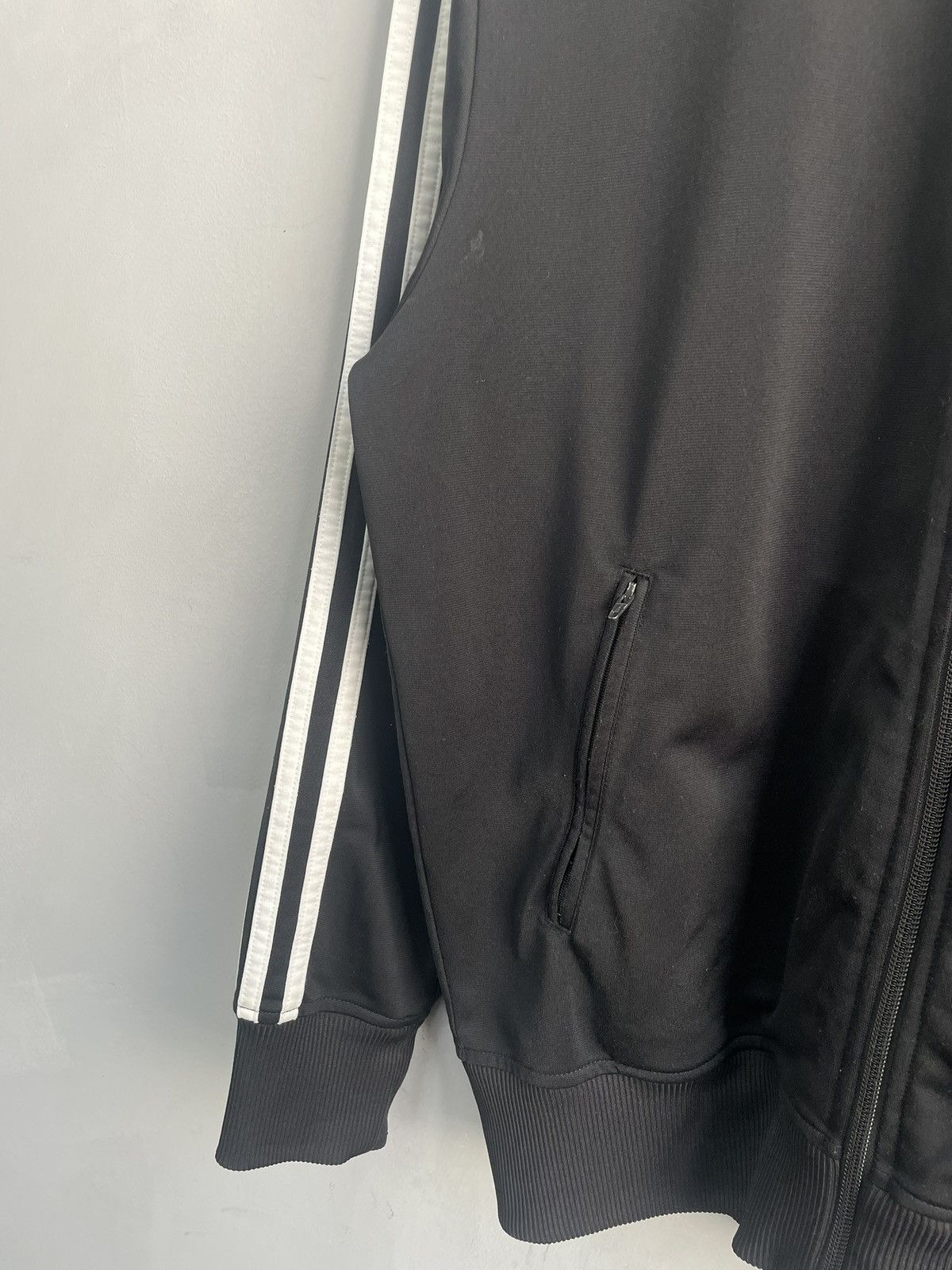Adidas Vintage Y2K-3 style ripped adidas y2k sweatshirt zipper Size US M / EU 48-50 / 2 - 3 Thumbnail