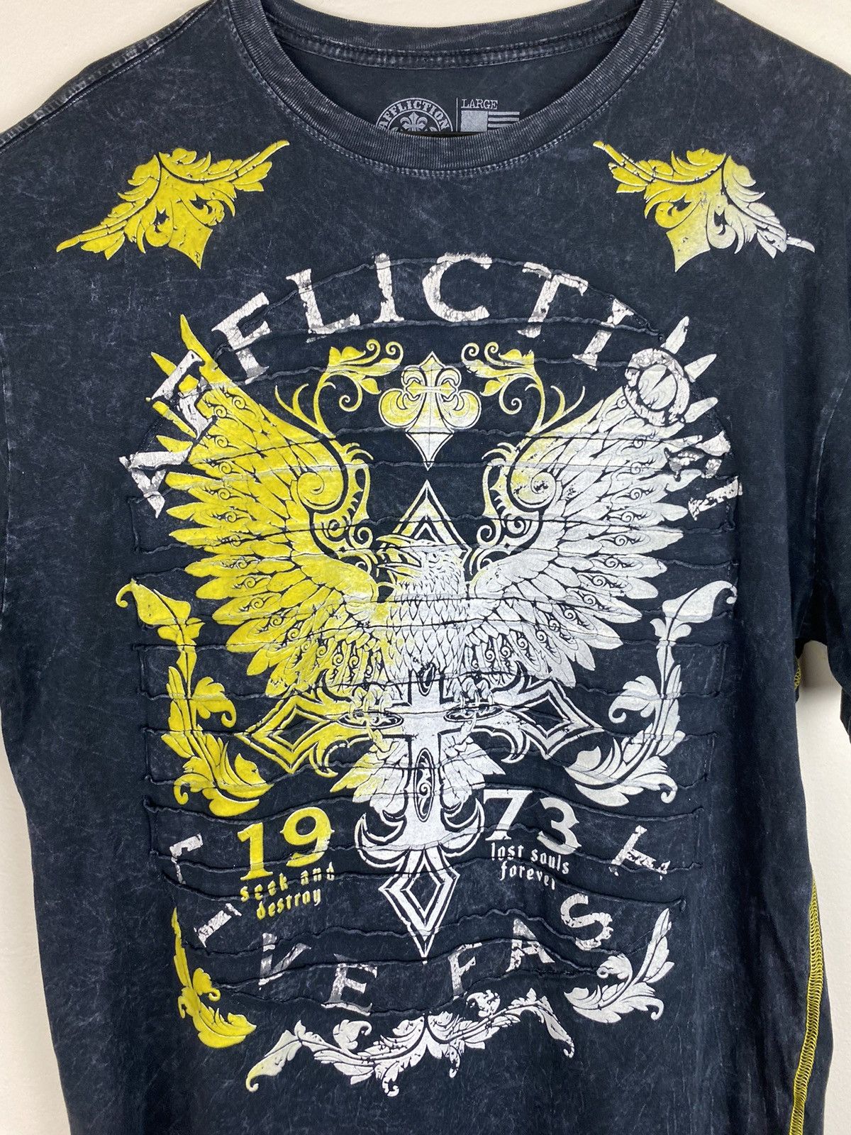 Affliction × Vintage Affliction T shirt Y2K cross made in usa Size US L / EU 52-54 / 3 - 2 Thumbnail