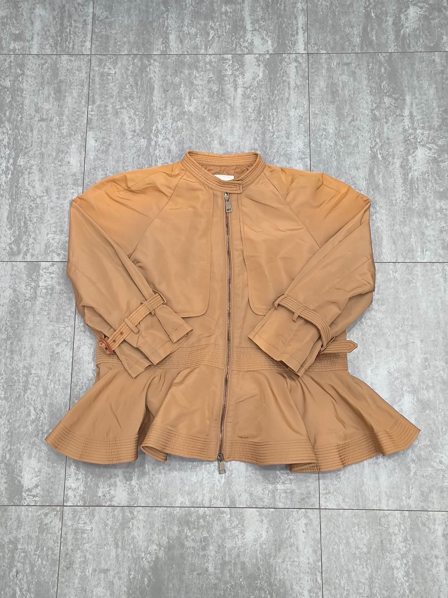 Moncler Moncler Beige Jacket S Women Size S / US 4 / IT 40 - 1 Thumbnail
