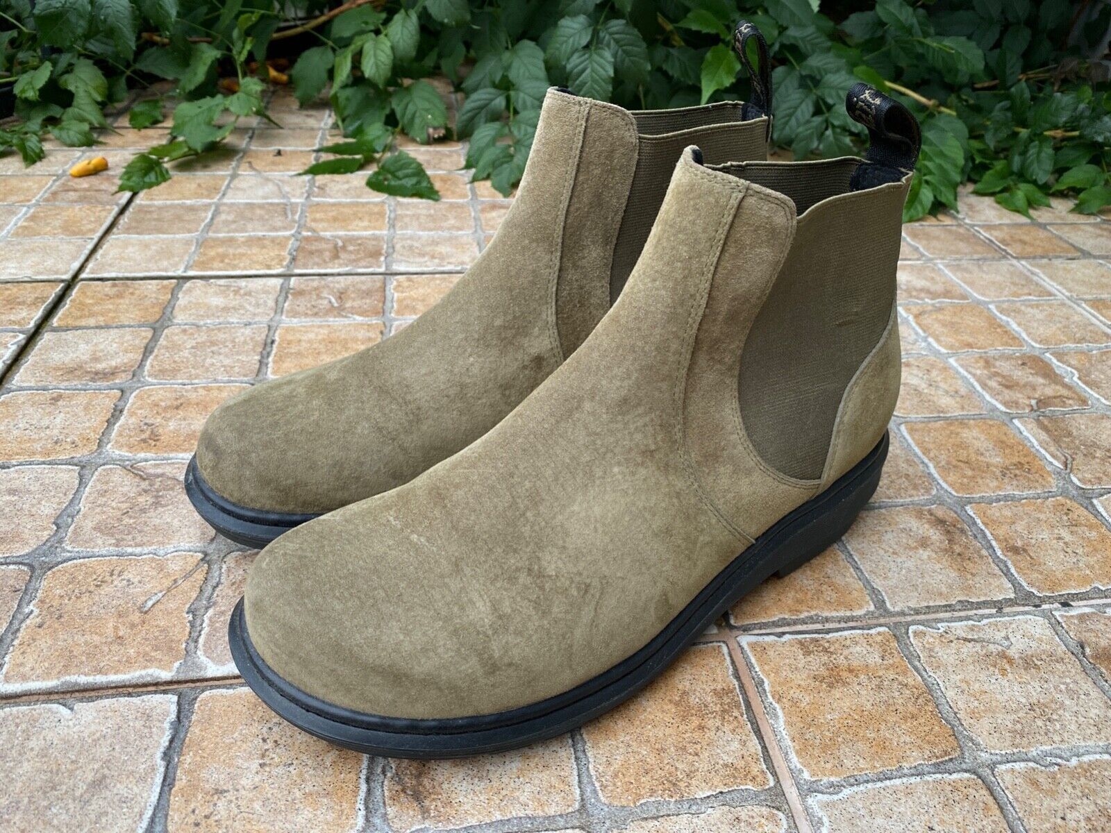 Dr. Martens Dr Martens Pamela Women's Nubuck Ankle Boots Size US 10 / IT 40 - 1 Thumbnail