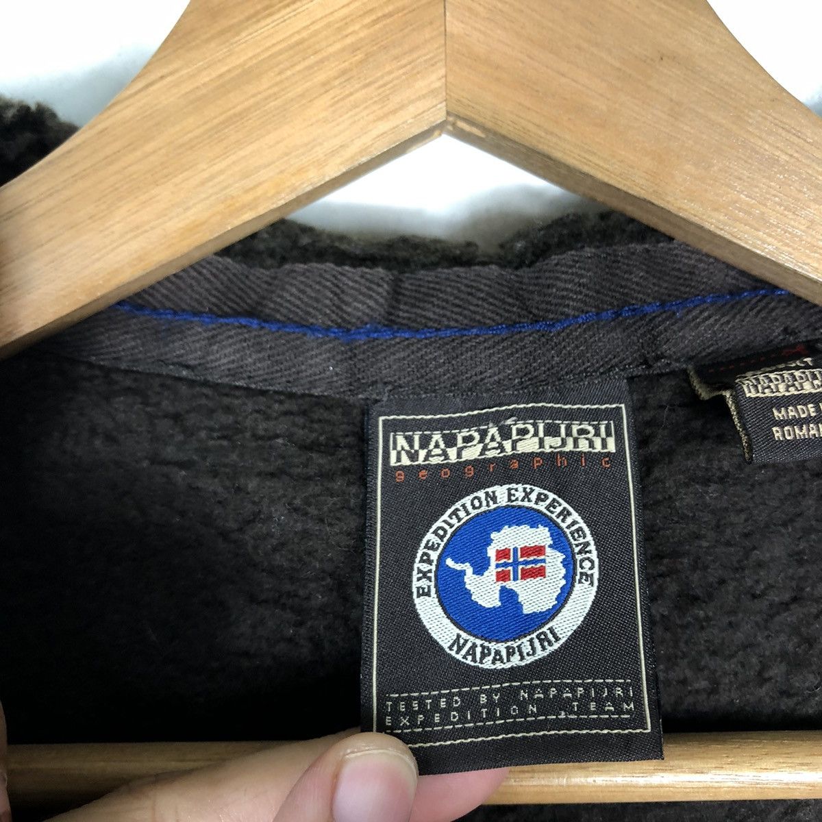 Napapijri 🔥90’s HIKING WEAR ZIPPER JACKET Size US M / EU 48-50 / 2 - 17 Thumbnail