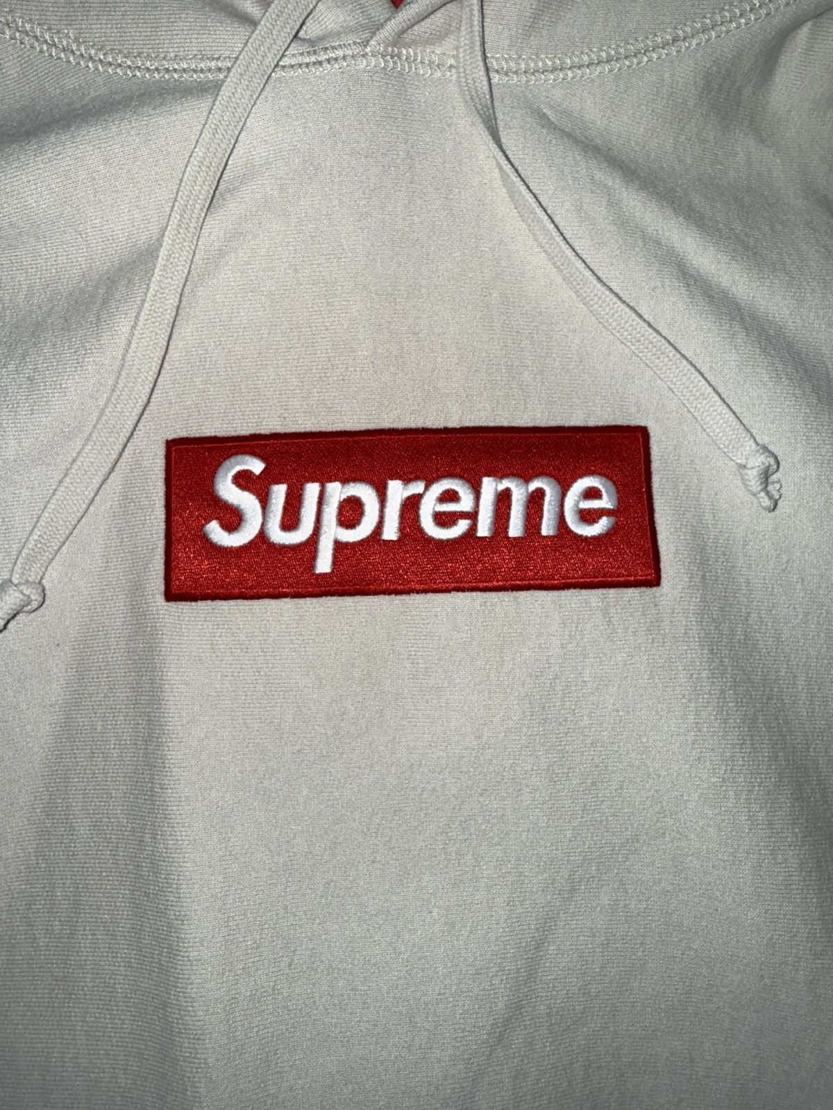 Supreme Supreme Box Logo Hooded Stone Sweatshirt (FW24) Size US M / EU 48-50 / 2 - 2 Thumbnail