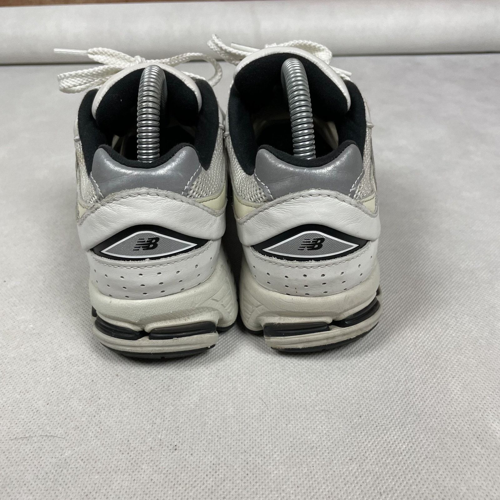 New Balance New Balance 2002R ML2002RQ Mens Atlas Lemon Haze Sneaker 5.5 Size US 5.5 / EU 38 - 9 Thumbnail